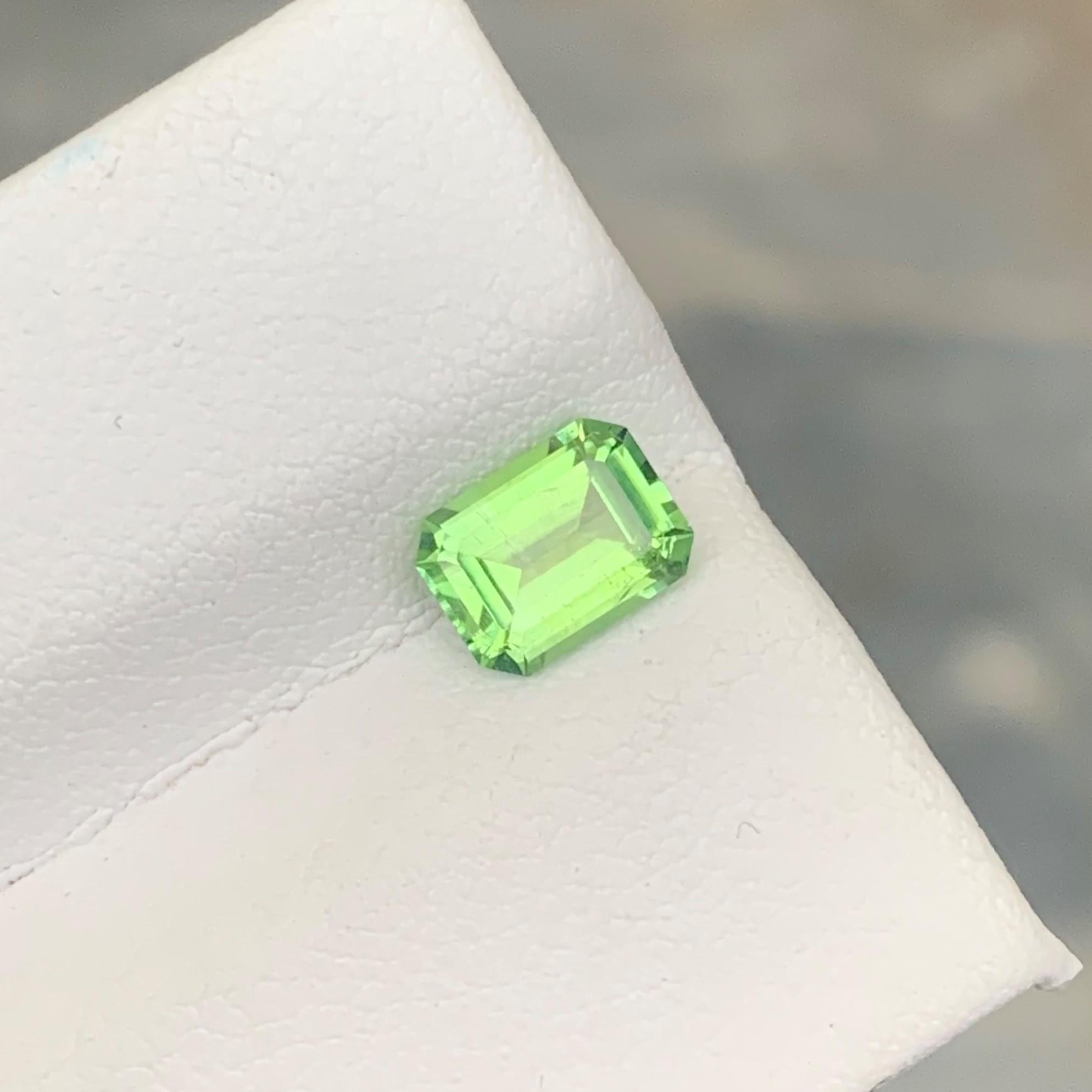 Gemstone Type : Tourmaline
Weight : 0.95 Carats
Dimensions : 7x5.3x3.5 Mm
Origin : Kunar Afghanistan
Clarity : Eye Clean
Shape: Emerald
Color: Green
Certificate: On Demand
Basically, mint tourmalines are tourmalines with pastel hues of light green