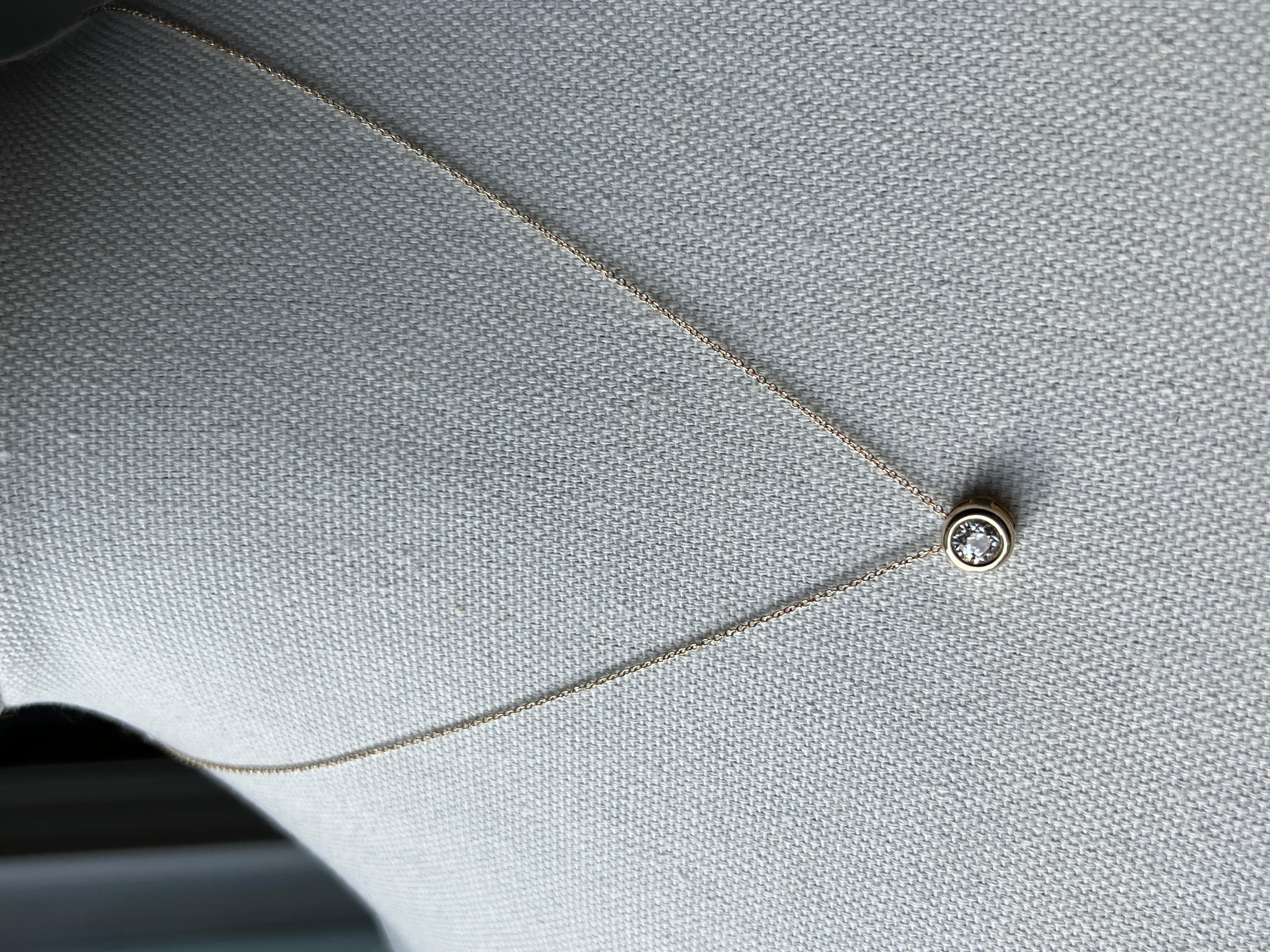 Collier pendentif en or jaune 14k avec diamant européen de 0,95 carat Bon état - En vente à Towson, MD