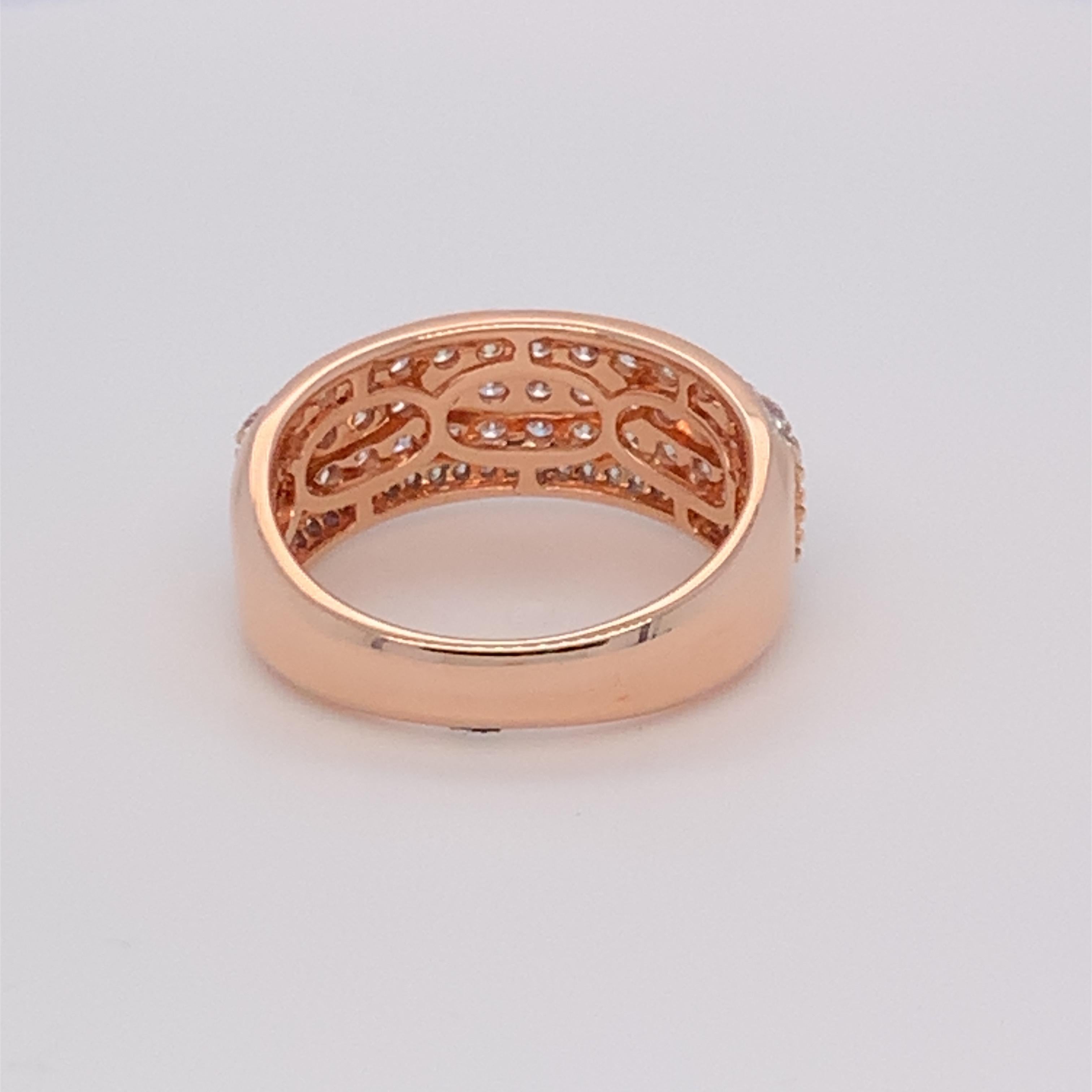 0.95 Carat Pink & White Diamond Band in 14k Two Tone Gold For Sale 4