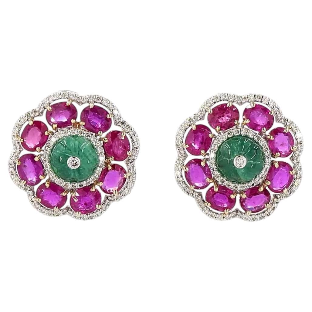 0.95 Carat Round Brilliant Cut Diamond Emerald Ruby Gold Earrings For Sale