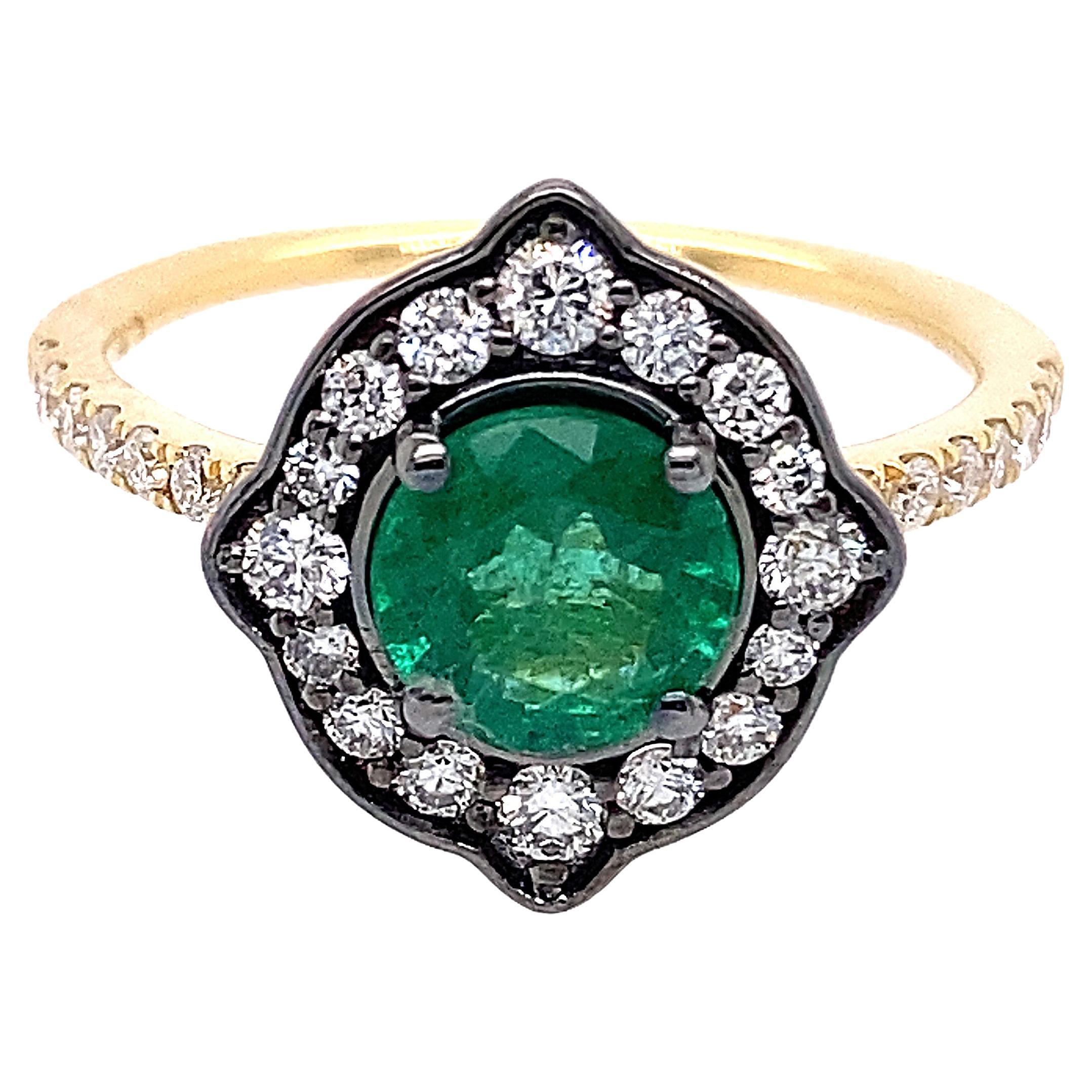 0.95 Carat Round Emerald and Diamond Cocktail Ring For Sale