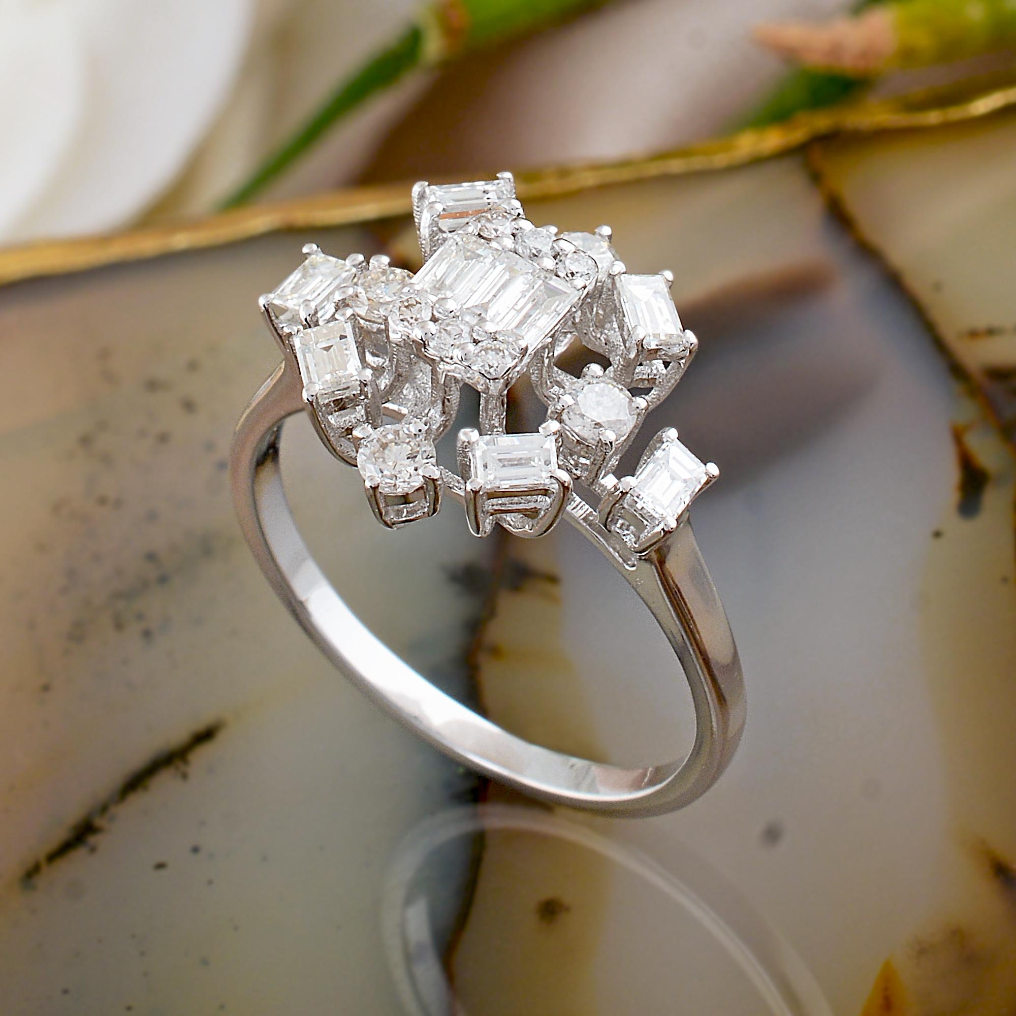 For Sale:  0.95 Carat SI Clarity HI Color Emerald Cut Diamond Ring 18k White Gold Jewelry 4