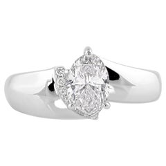 Bague solitaire en or blanc 18 carats avec diamants ovales de 0,95 carat, faite à la main