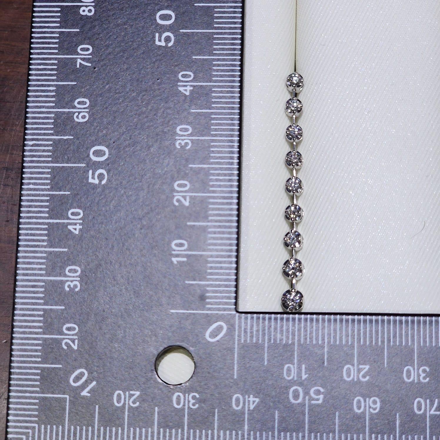 Orecchino a goccia con diamante da 0,95 carati in vendita 2