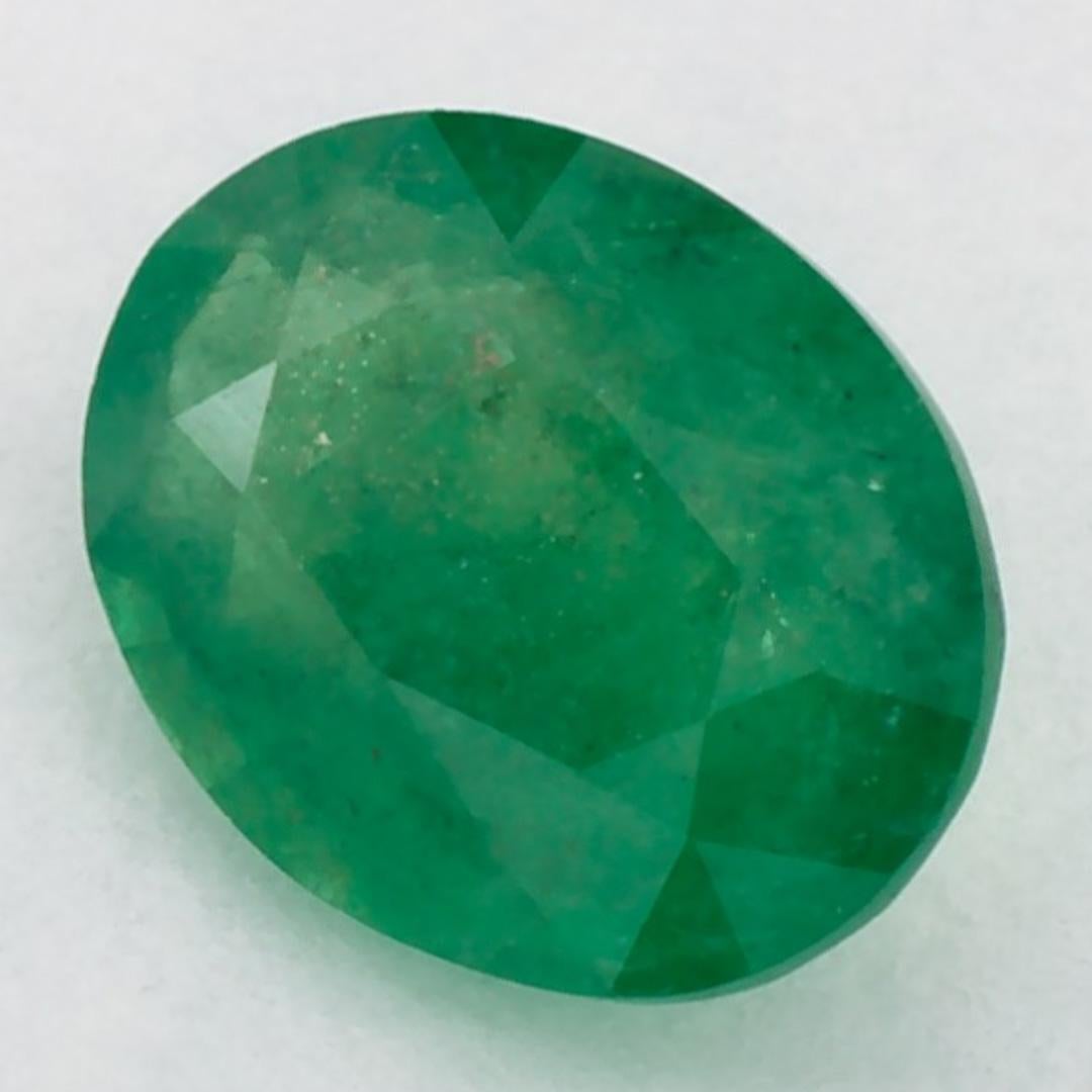 Con un vibrante tono verde, la piedra de nacimiento de mayo es un símbolo del renovado crecimiento primaveral. 

Explora la vibrante colección de esmeraldas, rubíes y zafiros de nuestra tienda, disponibles como gemas sueltas y combinadas con nuestra