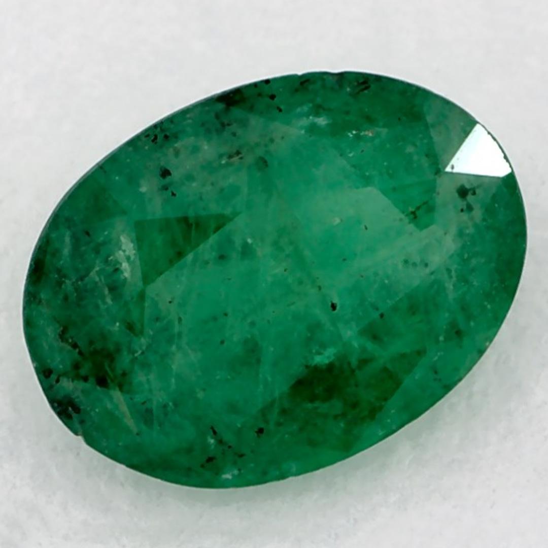 0.95 Karat Smaragd Oval Loser Edelstein (Ovalschliff) im Angebot