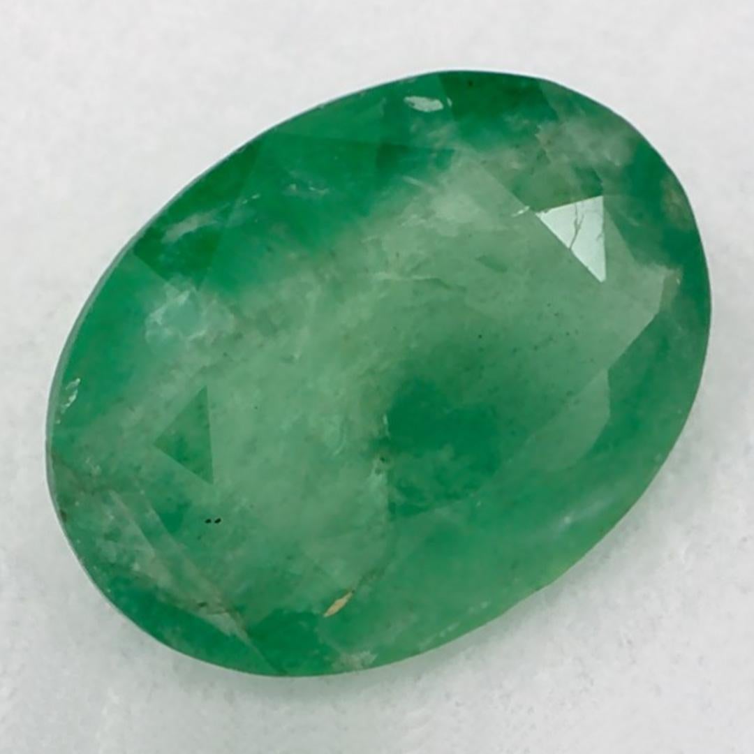 0.95 Karat Smaragd Oval Loser Edelstein (Ovalschliff) im Angebot