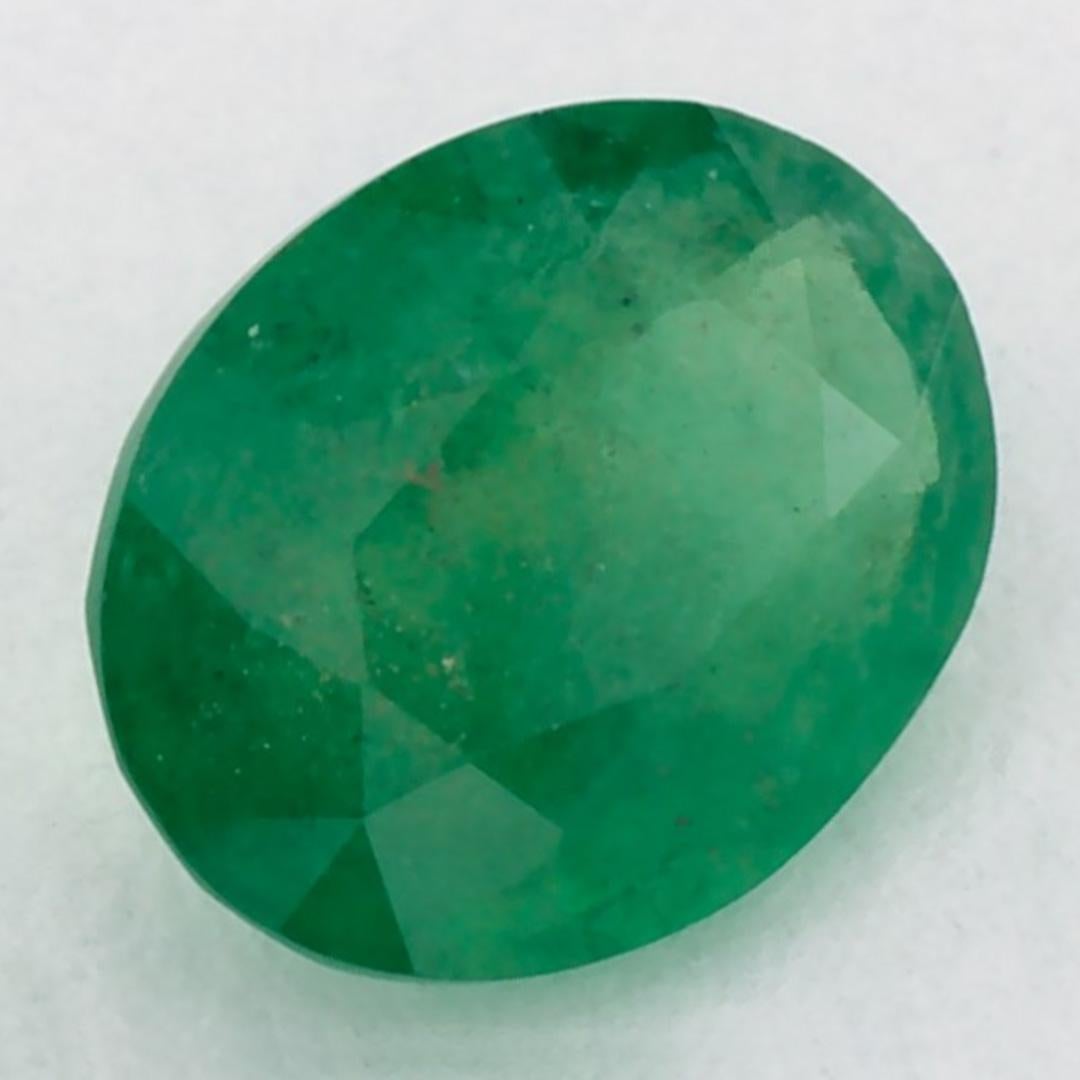Gema suelta ovalada esmeralda de 0.95 qt Corte oval