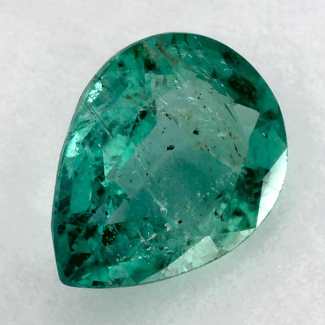 0.95 Karat Smaragd Birne Loser Edelstein (Tropfenschliff) im Angebot