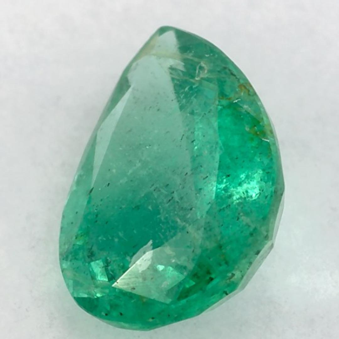 Women's 0.95 Ct Emerald Pear Loose Gemstone For Sale