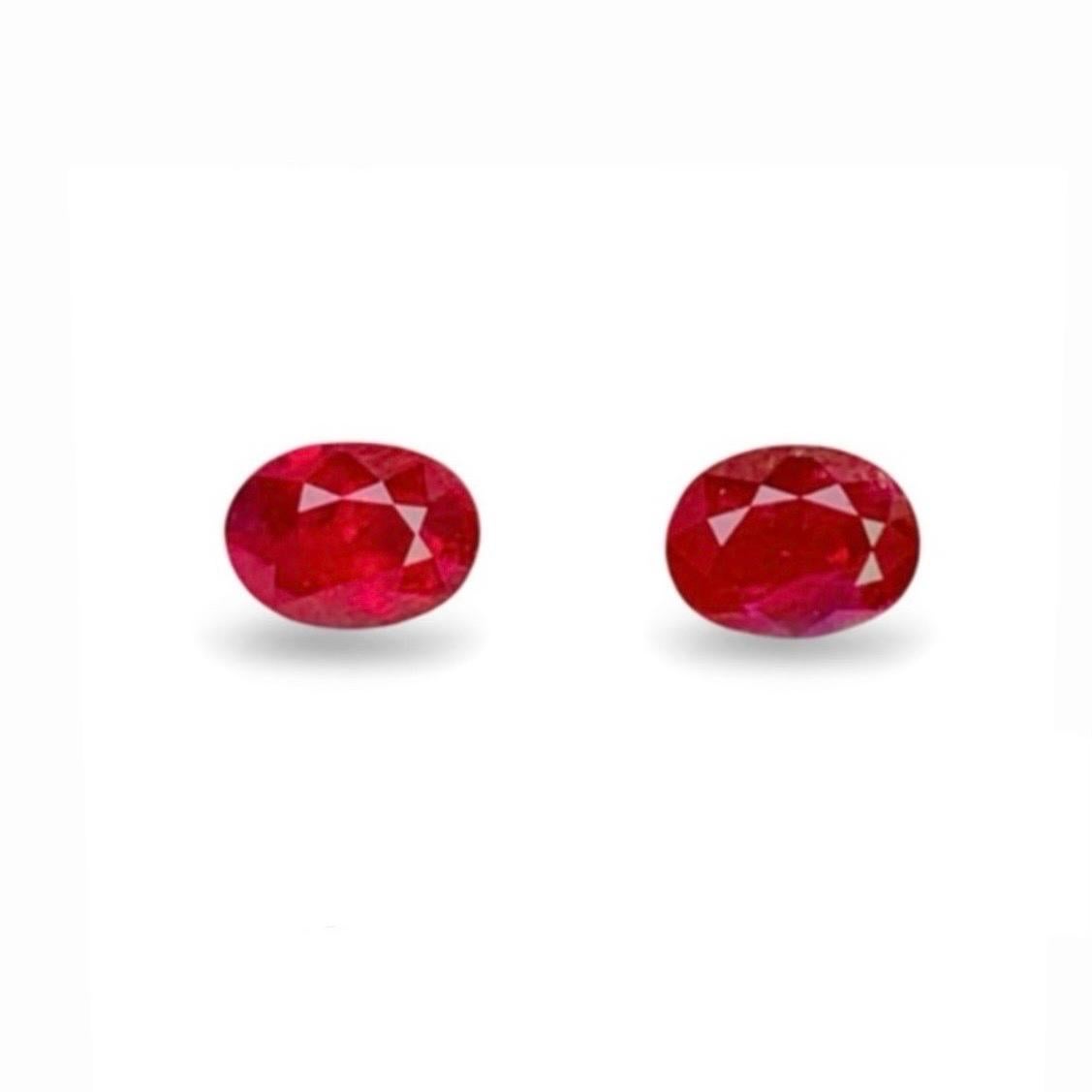 RMC35
0.95 Ct  GIA Certificate Pair Ruby Natural Unheated Burma Ruby Pigeon Blood color eye clean Gemstone 

GEM DESCRIPTION
Species:   Natural Corumdum
Variety:  Natural Ruby Unheated
Weight:  0.95ct
Color:  Pigeon Blood 
Cut:  Excellent 
Clarity: 