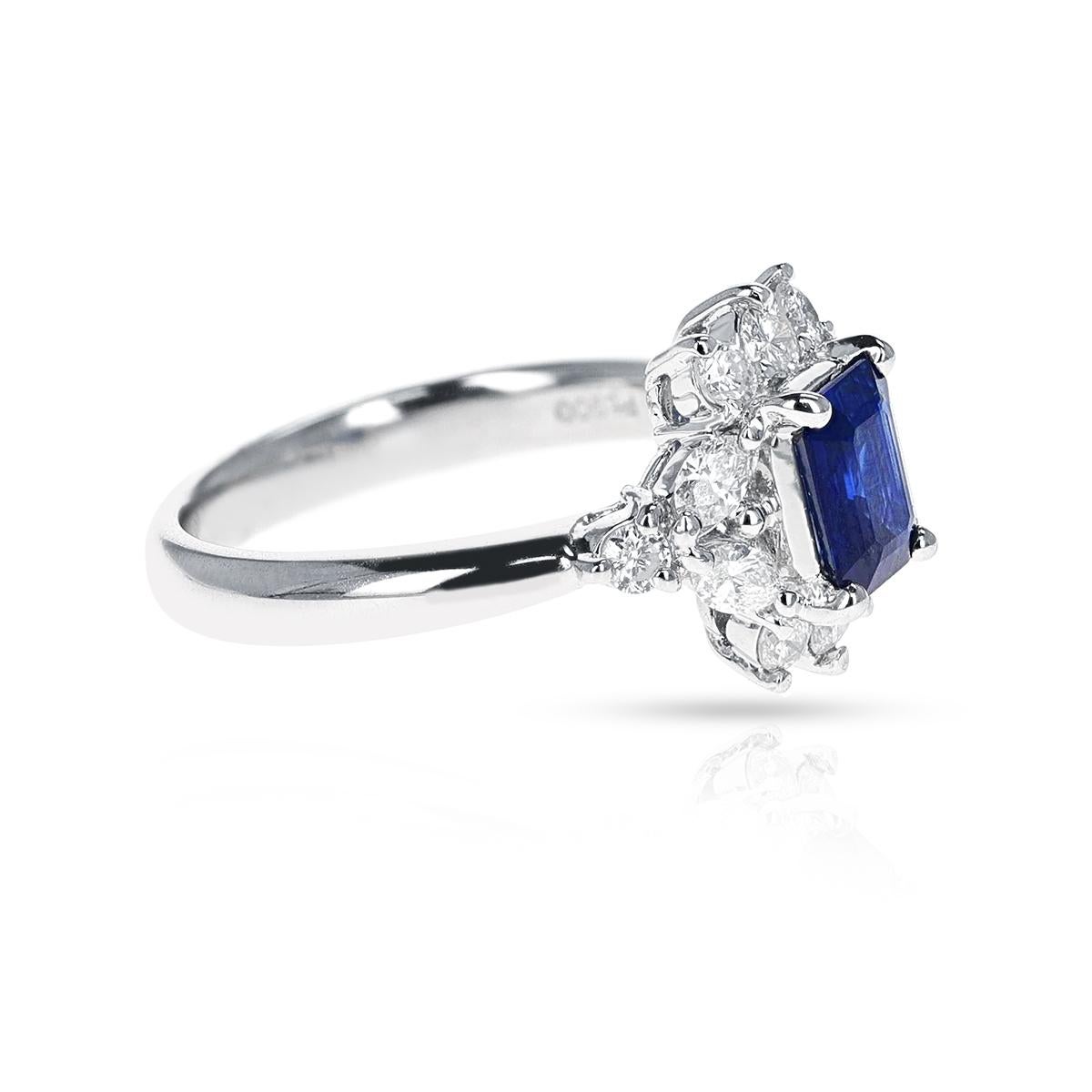 0.95 ct. Sapphire and Diamond Engagement Ring, Platinum In Excellent Condition For Sale In New York, NY