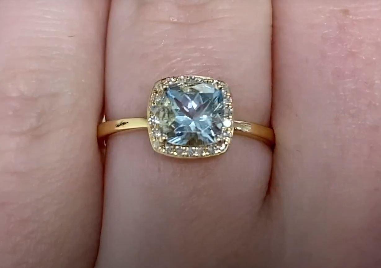 Women's 0.95ct Cushion Cut Aquamarine Engagement Ring, Diamond Halo, 18k Yellow Gold For Sale