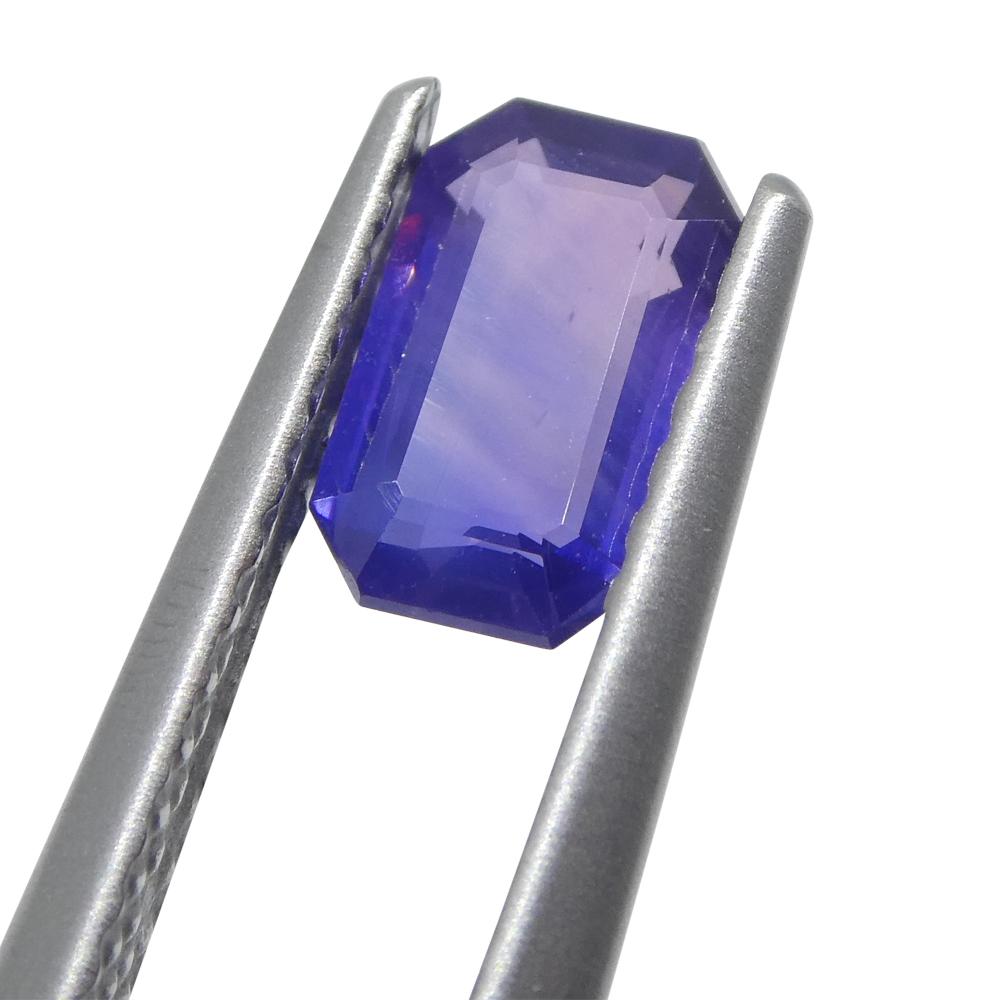 0,95 Karat Blauer/Rosafarbener Parti-Saphir im Smaragdschliff aus Madagaskar, unerhitzt im Zustand „Neu“ im Angebot in Toronto, Ontario