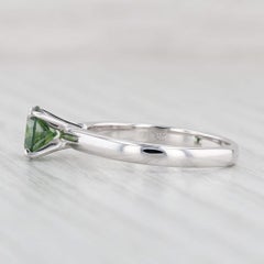 Bague solitaire ronde en or blanc 14 carats avec diamant vert 0,95 carat, taille 7