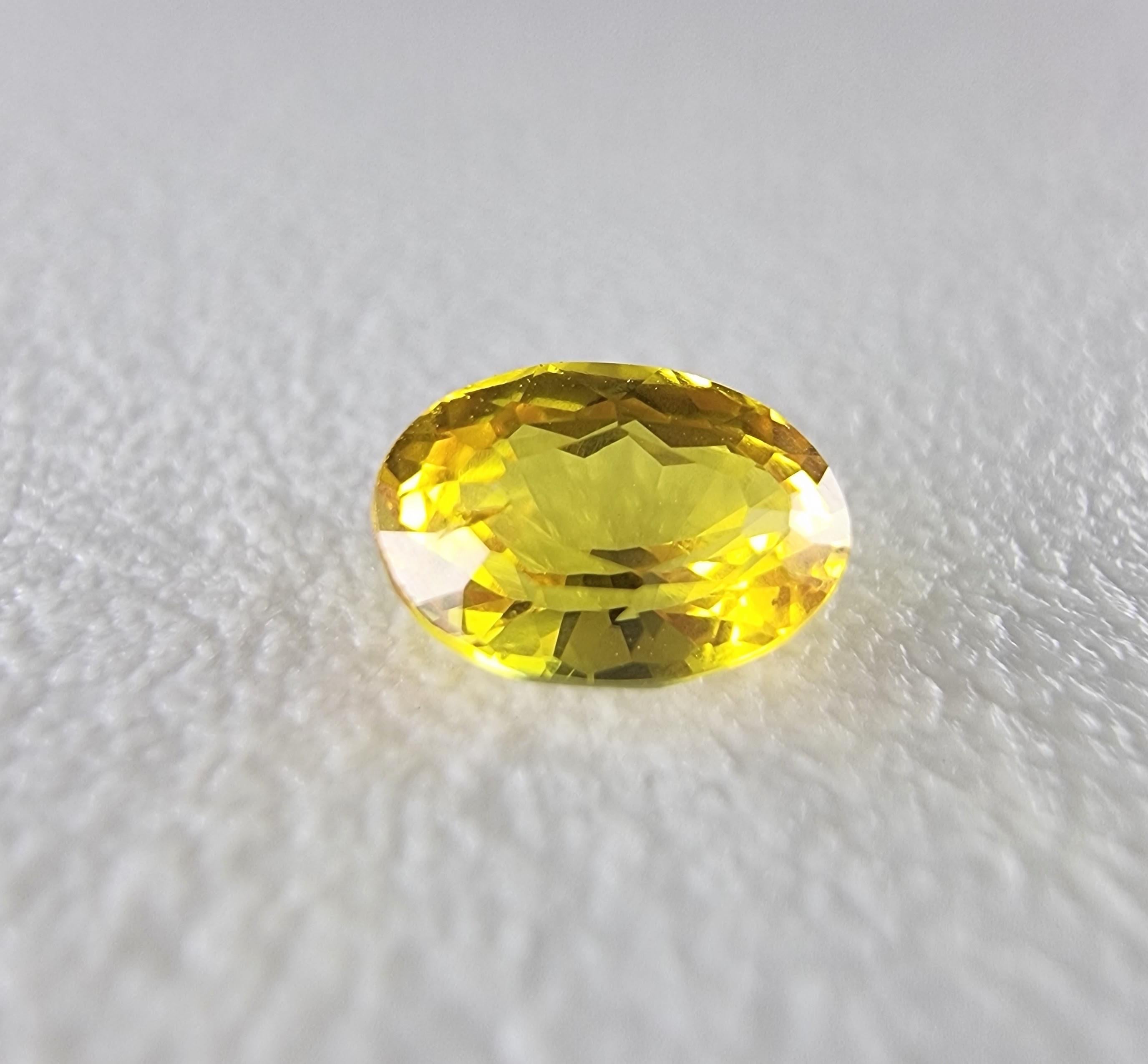0.95ct Oval Natural UNHEATED Yellow SAPPHIRE Loose Gemstone EYE-CLEAN 4
