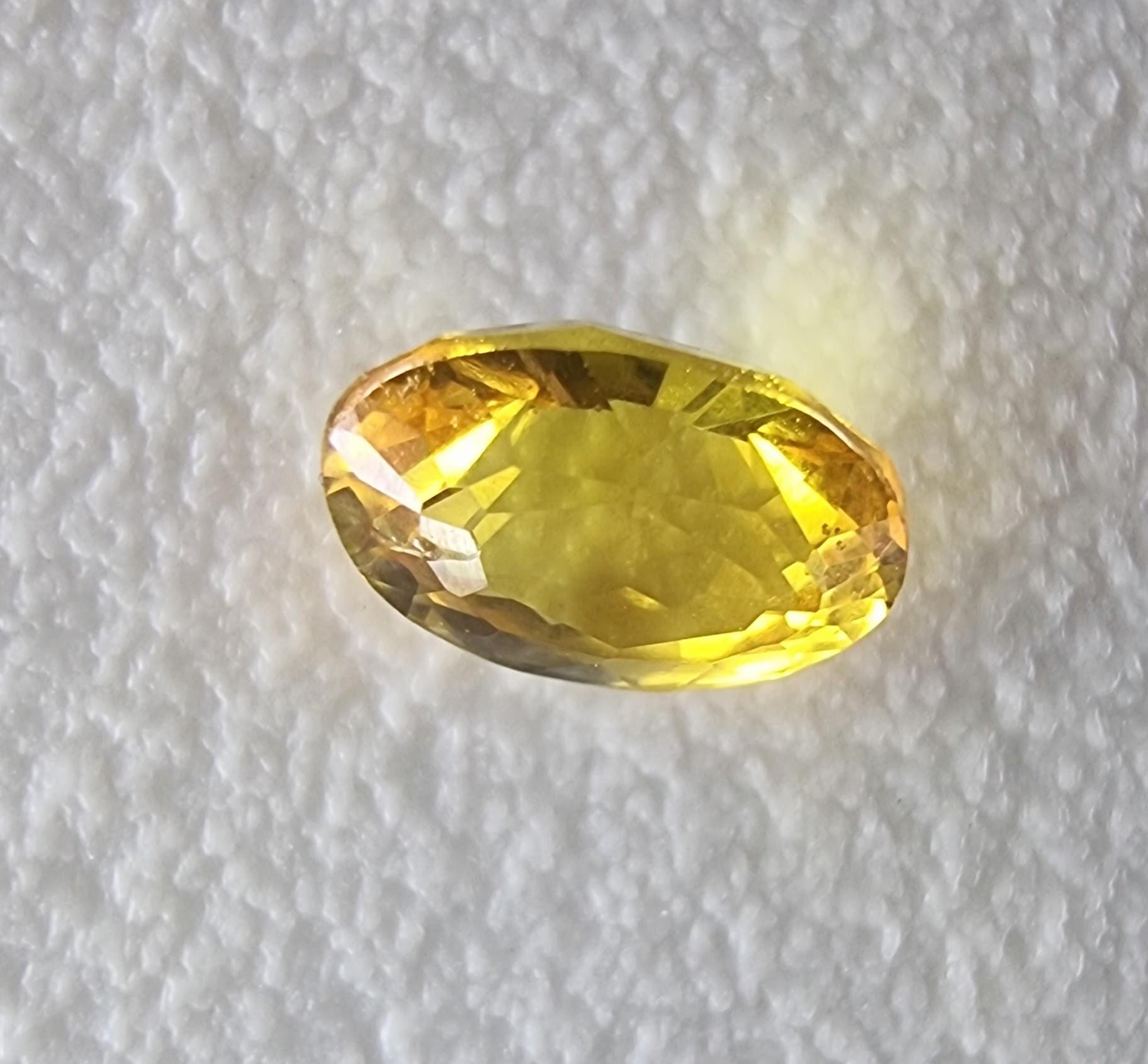 0.95ct Oval Natural UNHEATED Yellow SAPPHIRE Loose Gemstone EYE-CLEAN 2