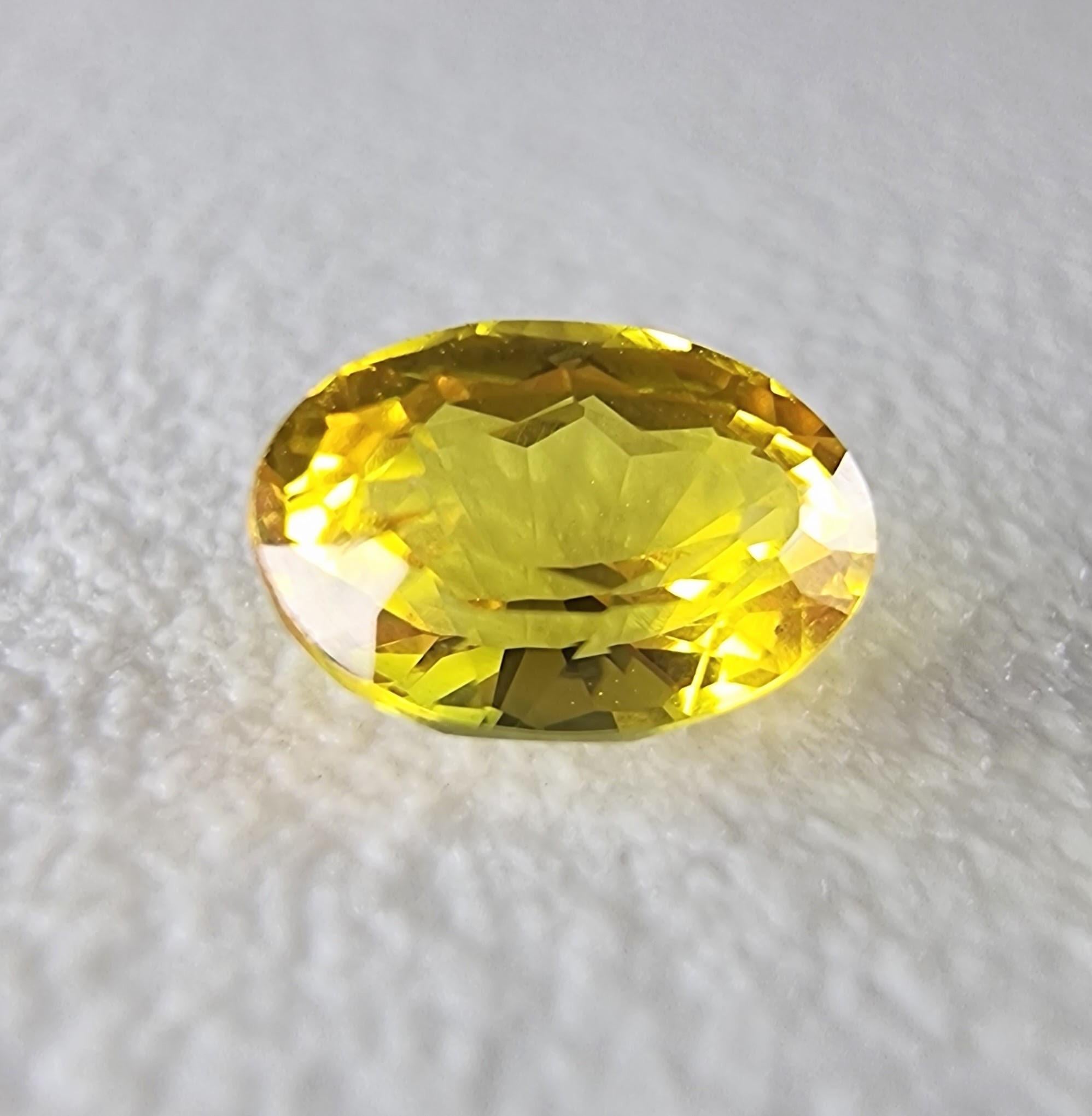 0.95ct Oval Natural UNHEATED Yellow SAPPHIRE Loose Gemstone EYE-CLEAN 3