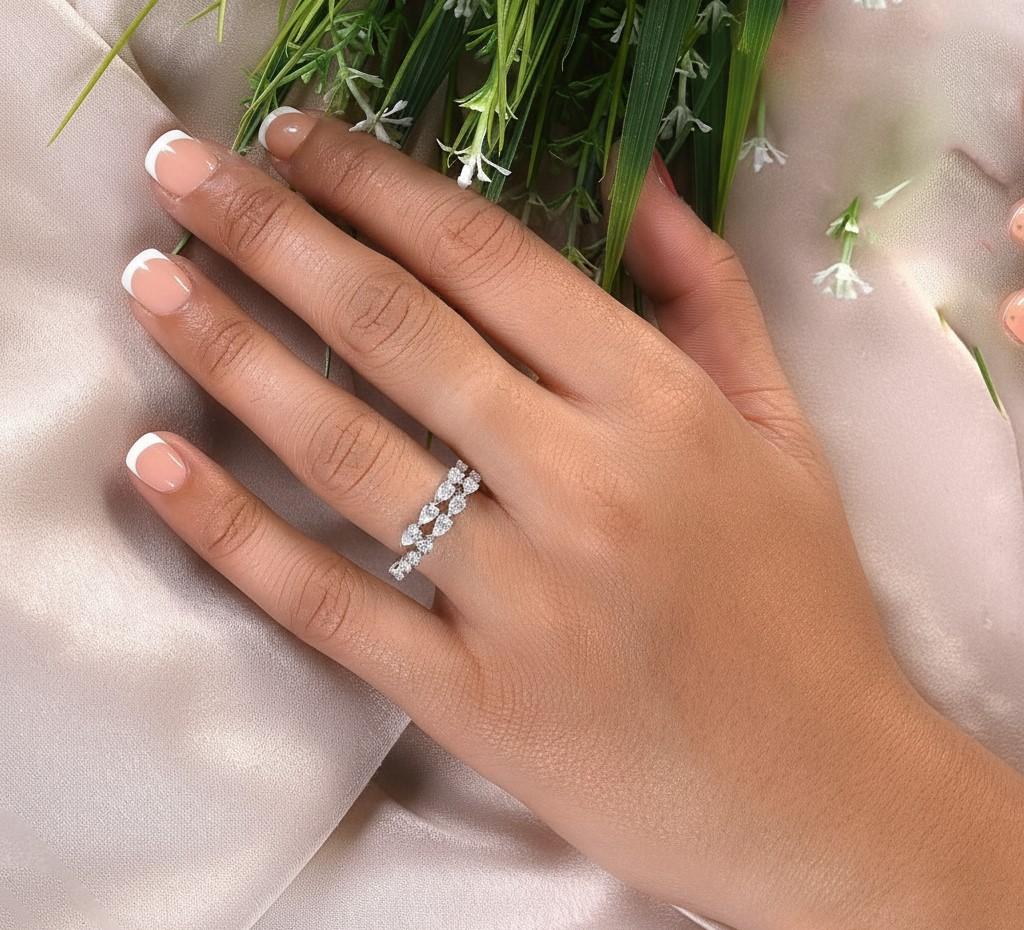 For Sale:  0.95Ct SI/H Diamond Double Band Ring for Wedding 18k White Gold All Tariffs Gold 2