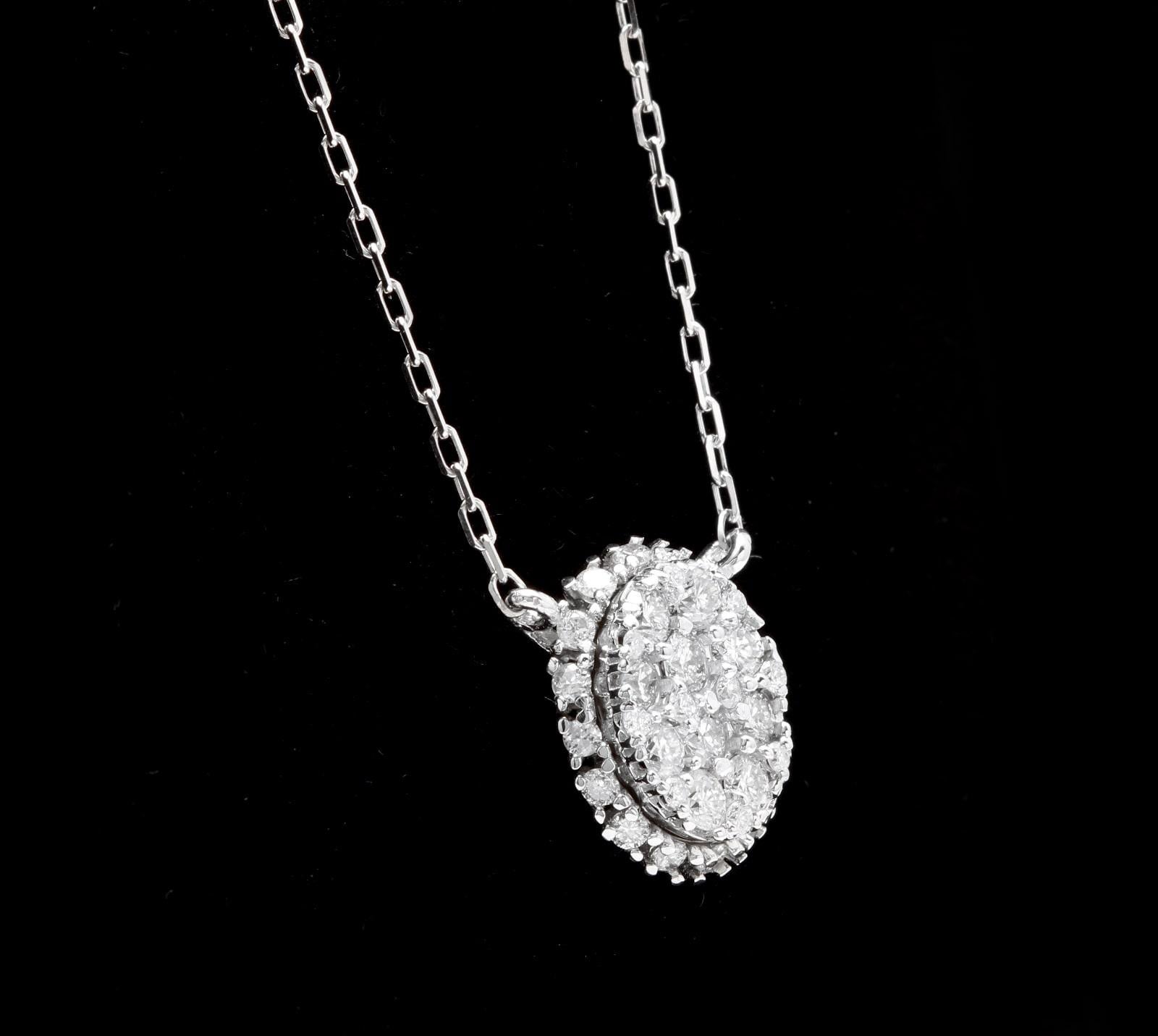 0.95Ct Diamond 14k Solid White Gold Chain Necklace

Amazing looking piece! 

Stamped: 14k

Total Natural Round Diamond Weight is: Approx. 0.95 Carats (G-H / SI1-SI2)

Chain Length is: 18 inches (can adjusted to 17
