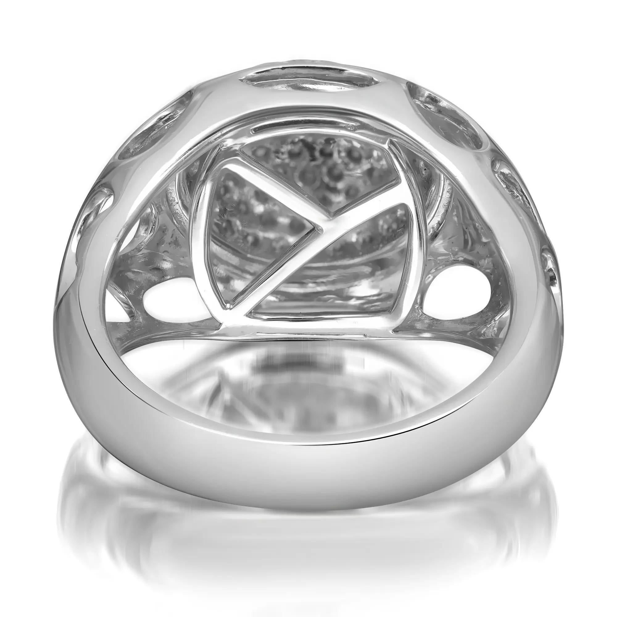 Moderno Anello da cocktail unisex con diamante taglio rotondo 0,95cttw Pave Set 14k White Gold in vendita