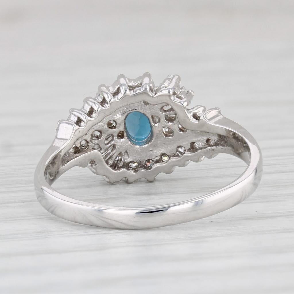 Taglio ovale Anello con diamante Topazio Blu di Londra da 0,95 ct. in oro bianco 14k misura 7,5 Scintilla di fidanzamento in vendita