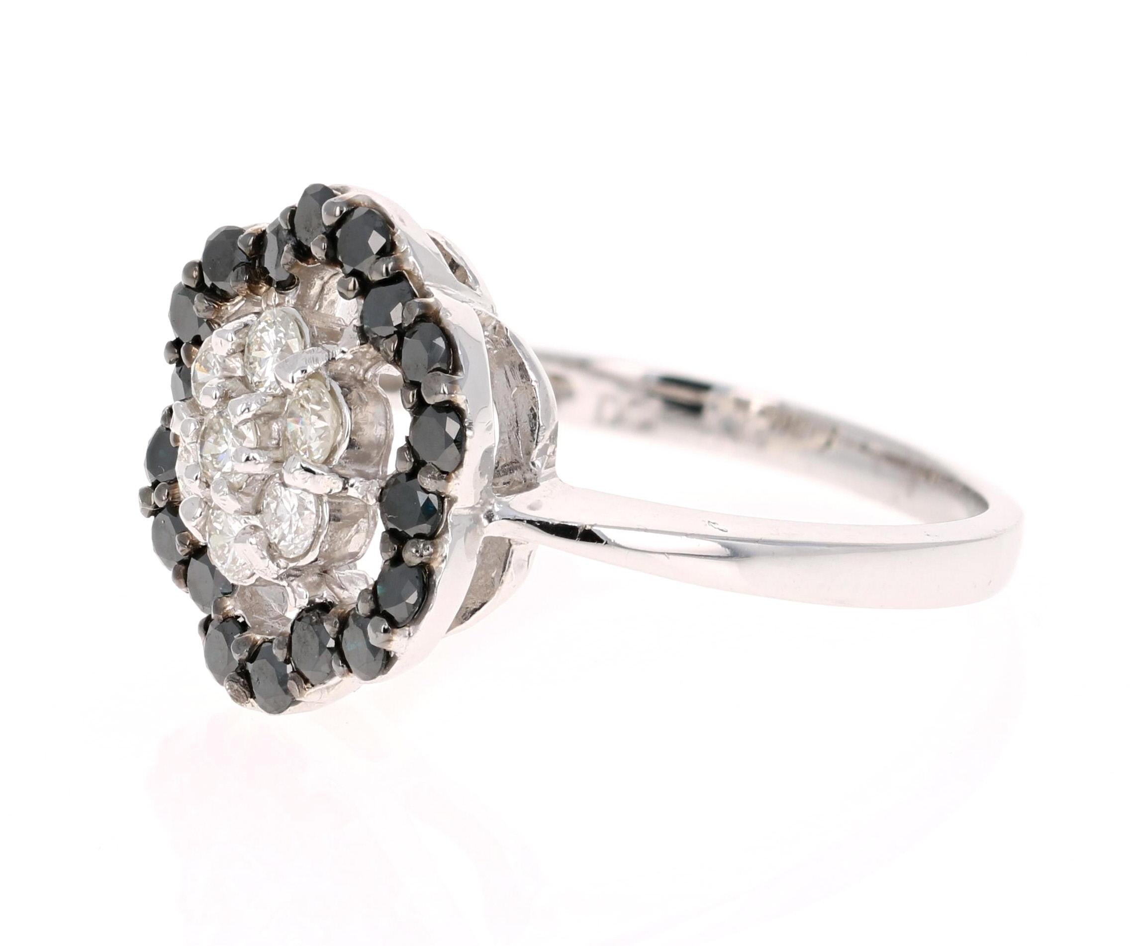 Contemporary 0.99 Carat Black Diamond White Diamond White Gold Ring For Sale