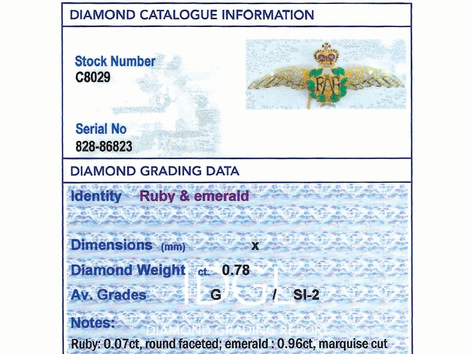 Broche cœur RAF en or jaune 18 carats avec diamants, émeraudes et rubis de 0,96 carat  en vente 4