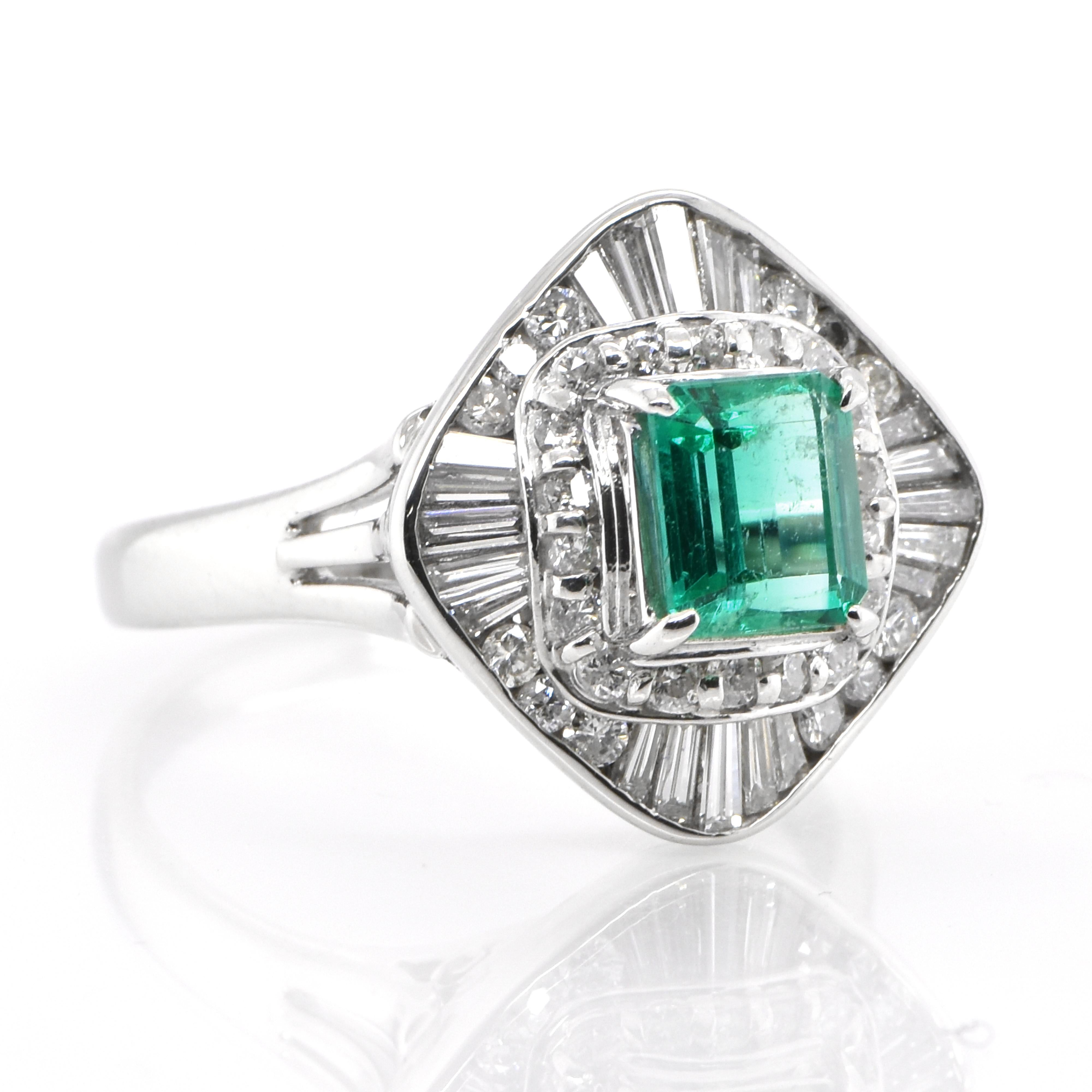 Modern  0.96 Carat Natural Emerald and Diamond Vintage Ballerina Ring set in Platinum For Sale