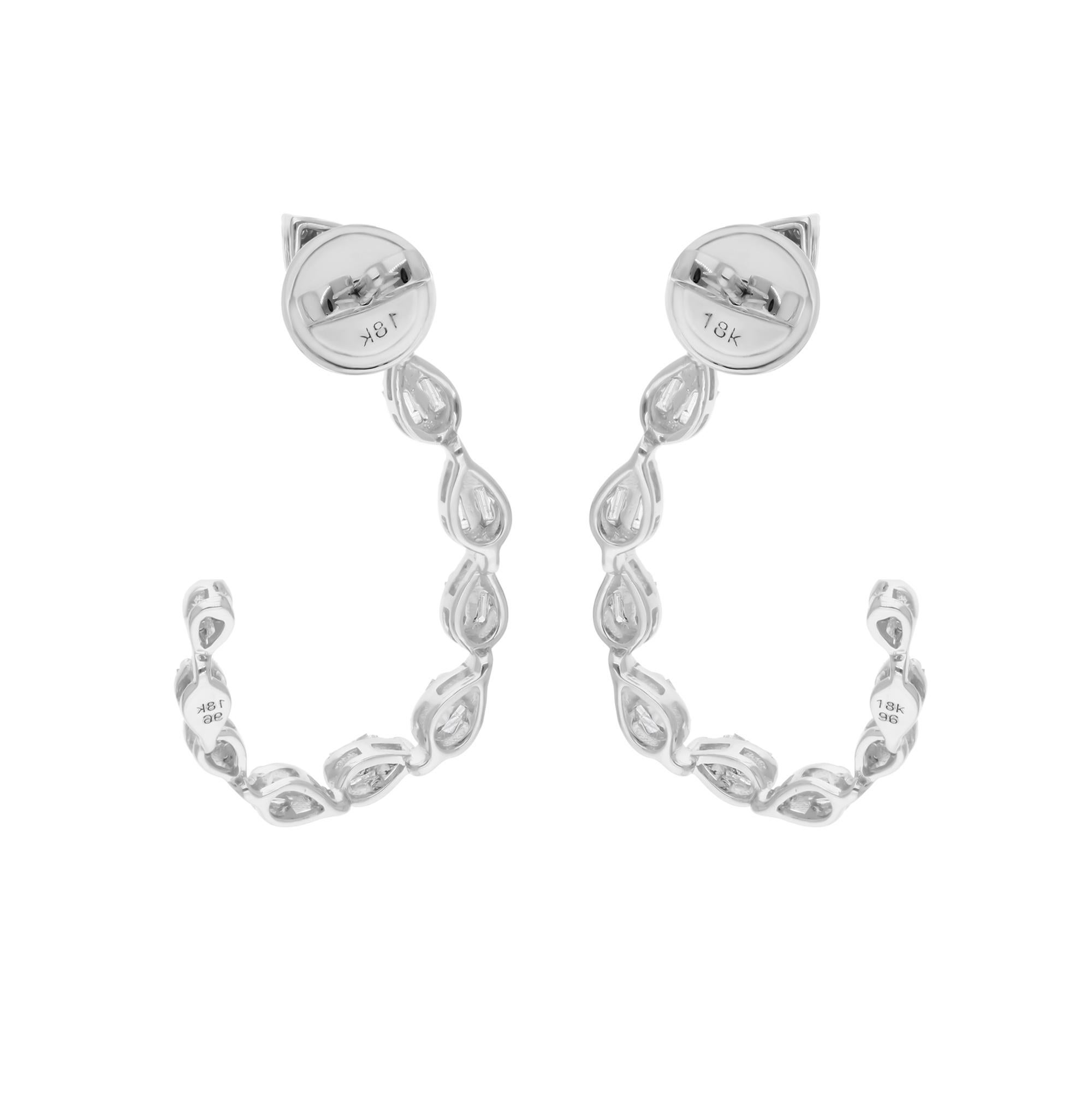 0,96 Karat SI/H Baguette-Diamant-Ohrringe im runden Brillantschliff 18k Weißgold im Zustand „Neu“ im Angebot in Diera, Dubai
