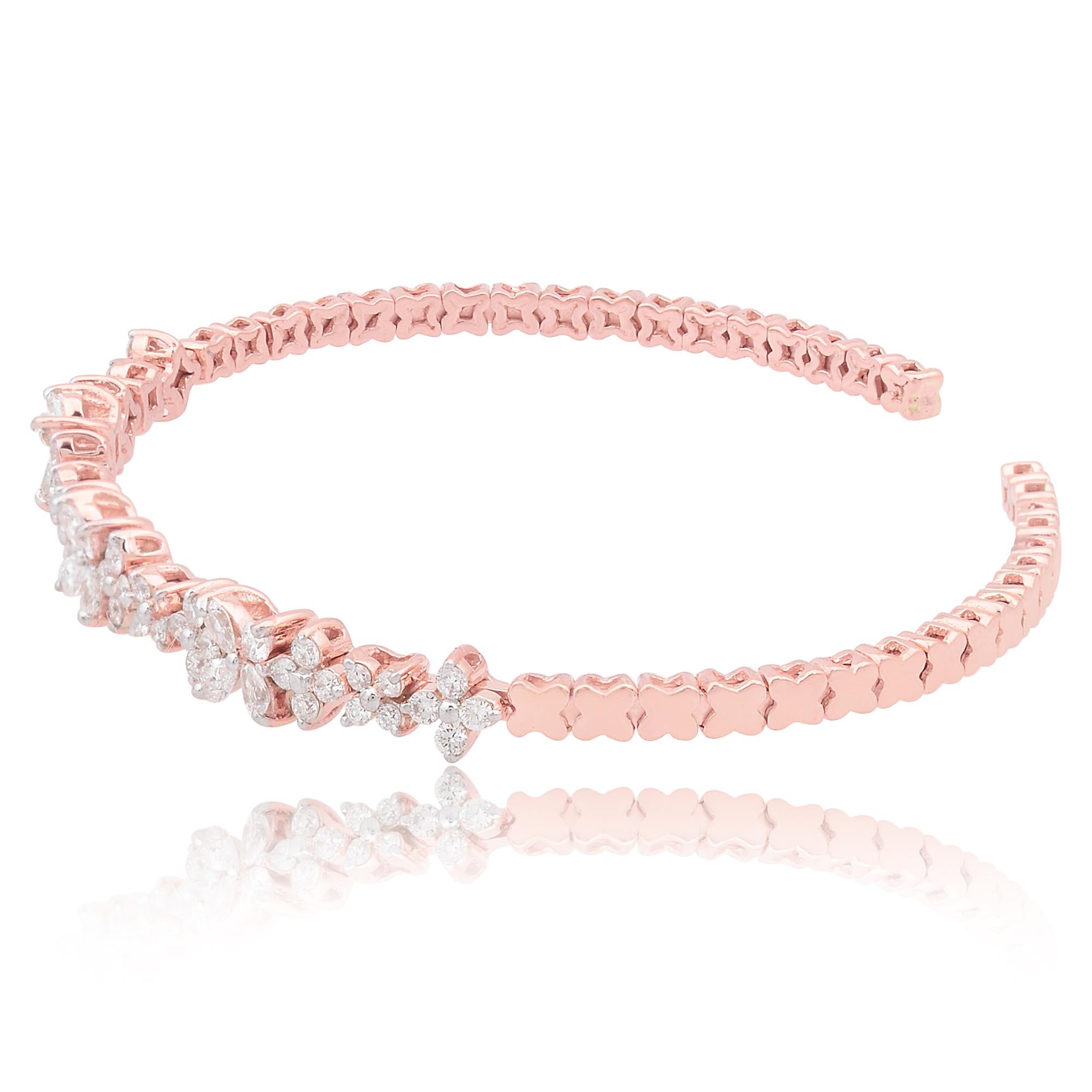 0.96 Carat SI/HI Pear & Round Diamond Cuff Bangle Bracelet 18 Karat Rose Gold In New Condition For Sale In Diera, Dubai