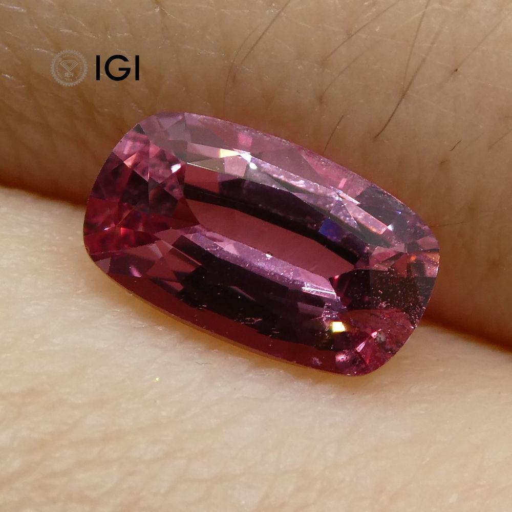 Mixed Cut 0.96 ct Cushion Pink Sapphire IGI Certified For Sale
