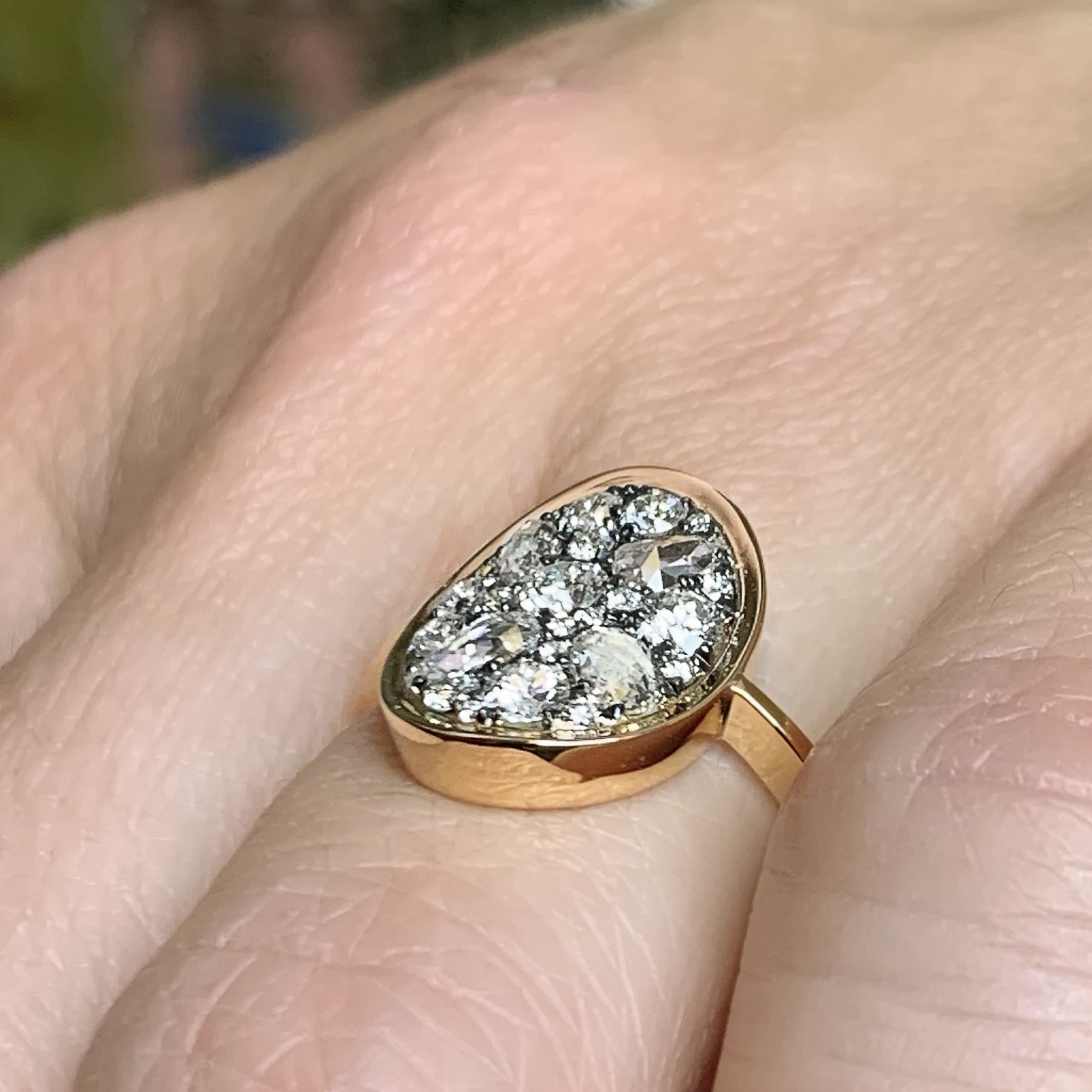 0.965 Carat GHVS White Rose-Cut and DEGVVS Brilliant-cut Diamond Pave Ring 4