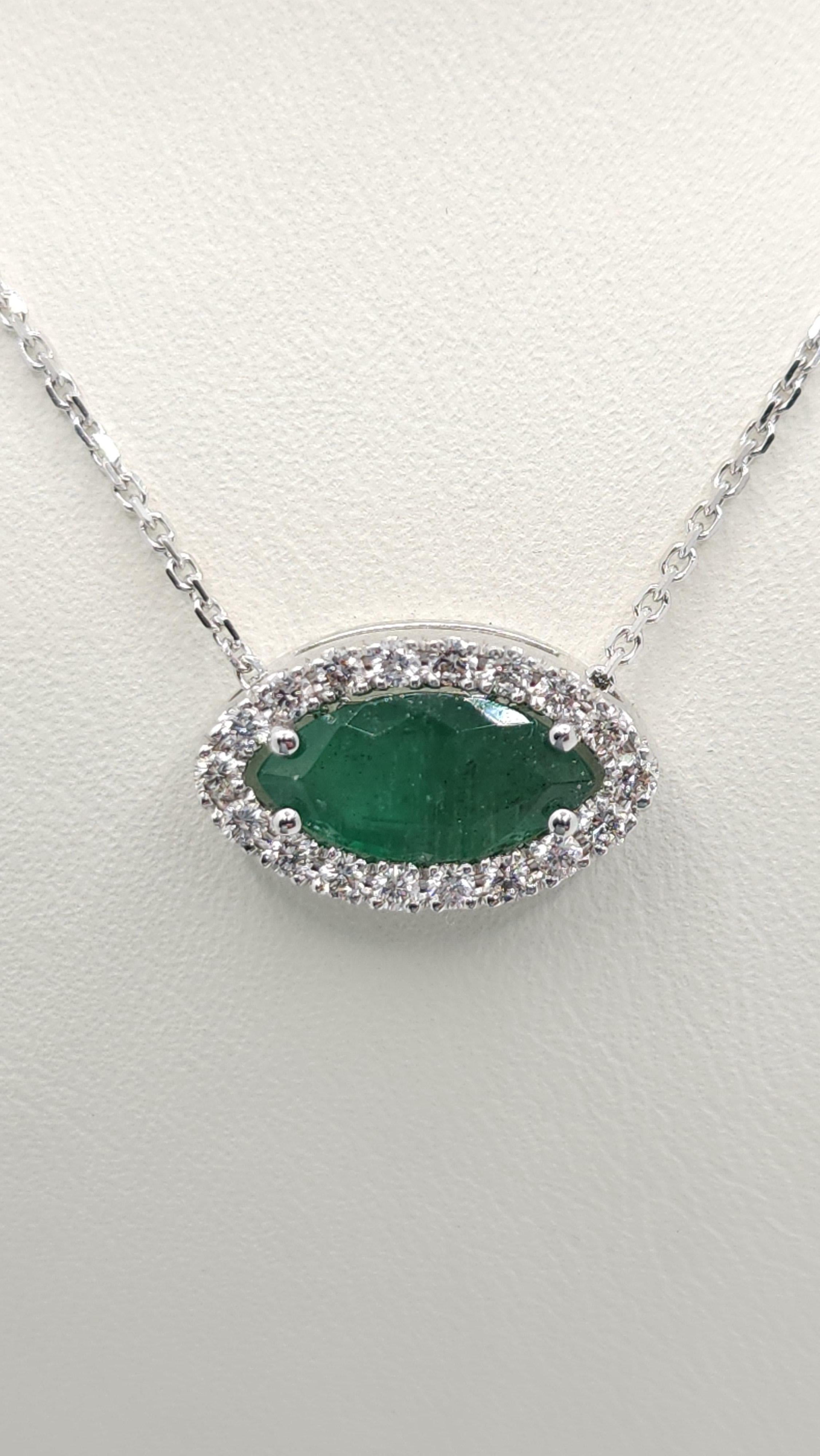 0.96Ct Marquise Shape Emerald And Diamonds Necklace For Sale 1