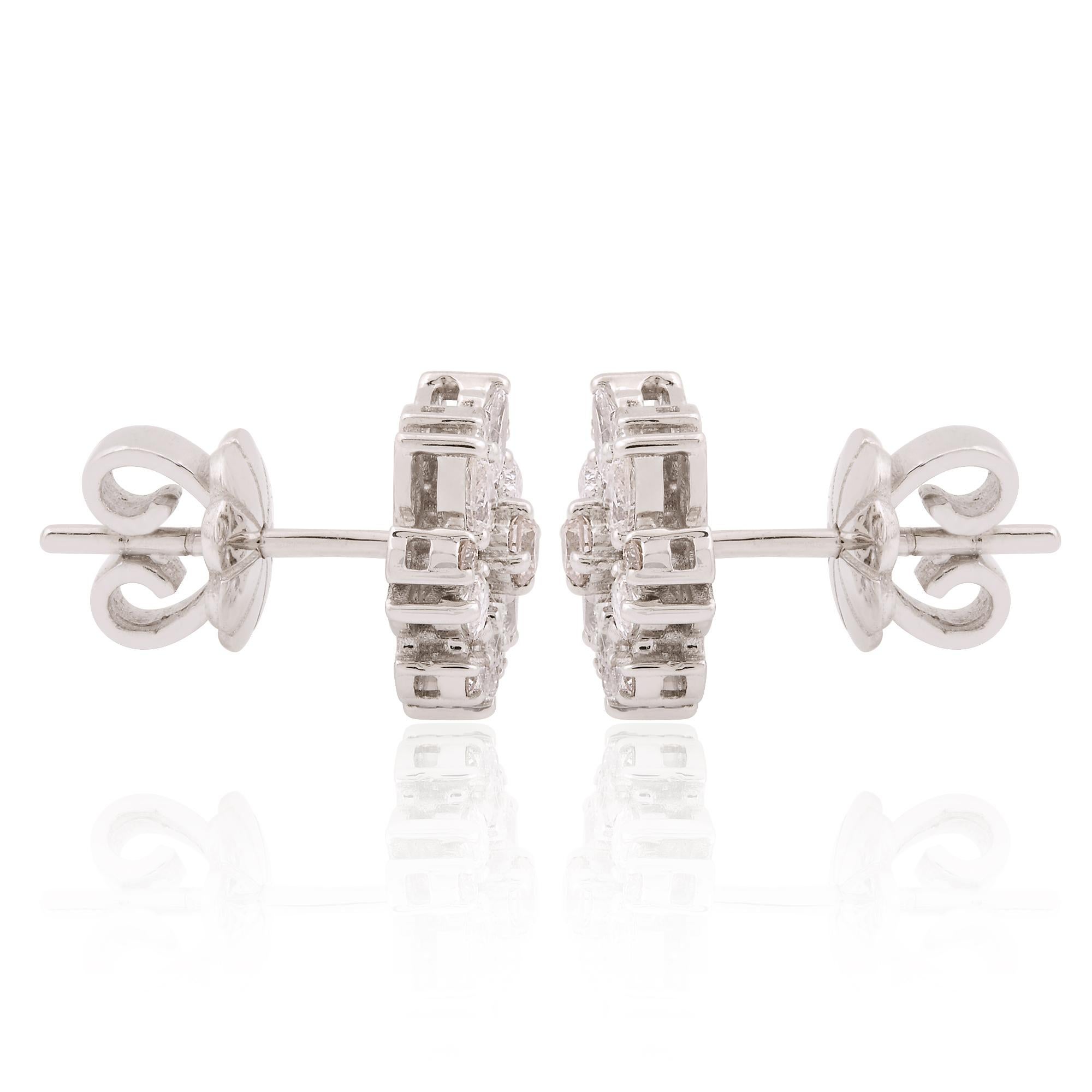 Donna Orecchini con perno a forma di fiore con diamante naturale da 0,96 carati in oro bianco 14 carati in vendita