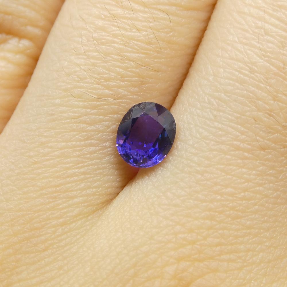 Saphir violet ovale de 0.96 carat, non chauffé, de Madagascar en vente 5