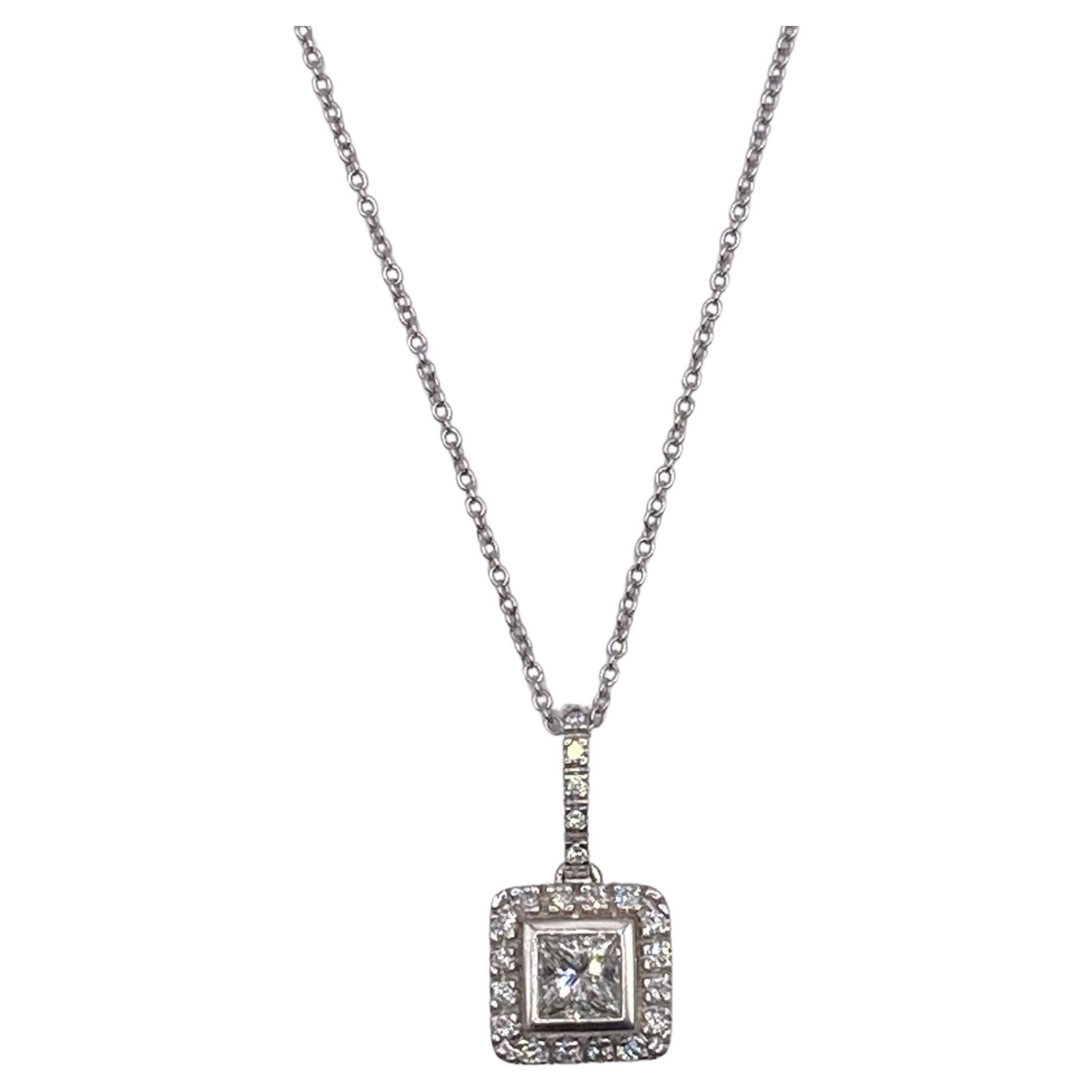 0.96ct Princess & Round Diamond Bezel Pendant in 18KT White Gold For Sale