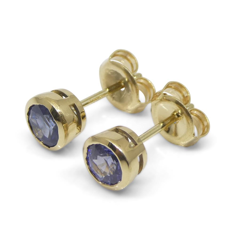 0.96ct Round Blue Sapphire Stud Earrings set in 14k Yellow Gold For Sale 4