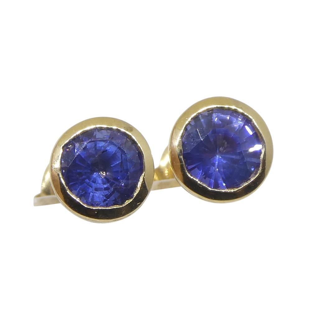 Round Cut 0.96ct Round Blue Sapphire Stud Earrings set in 14k Yellow Gold For Sale