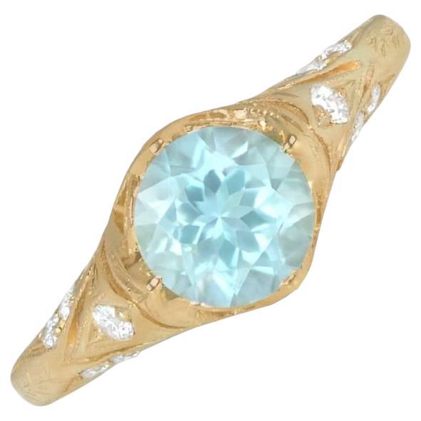 0.96ct Round Cut Aquamarine Engagement Ring, 18k Yellow Gold For Sale