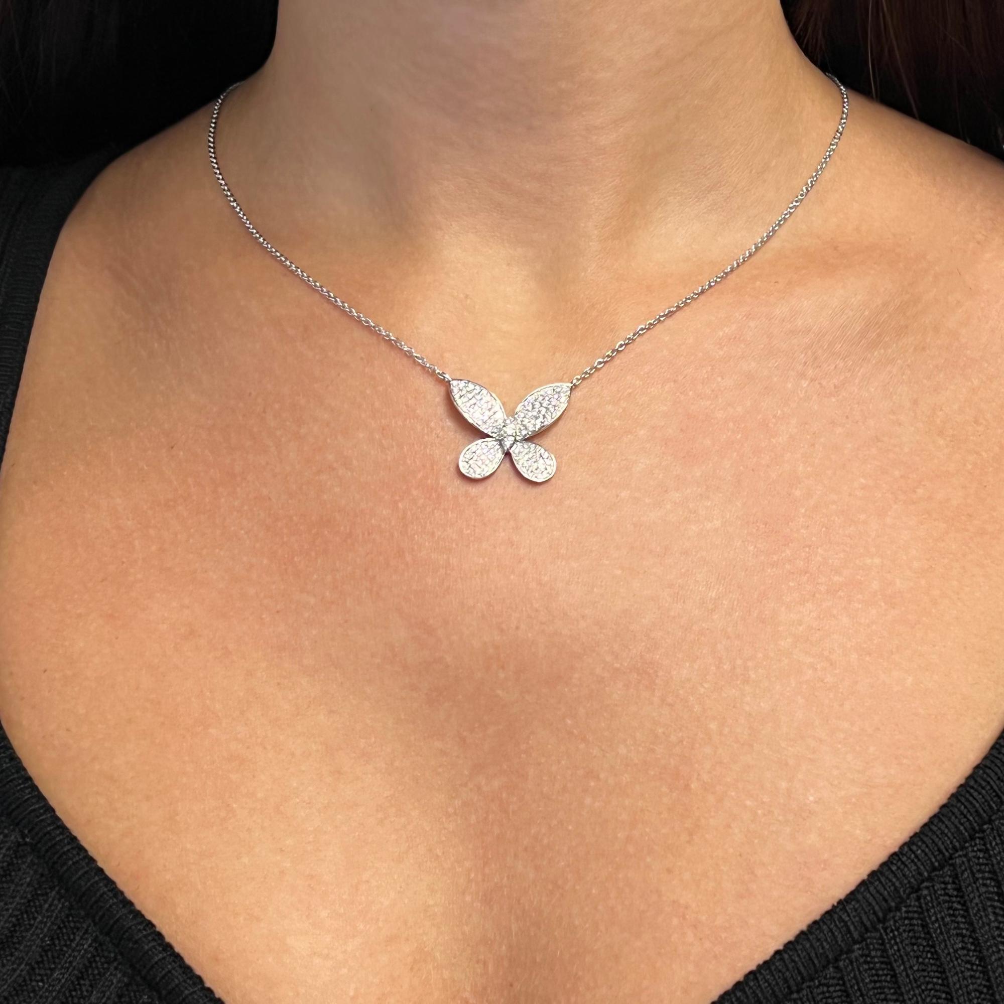 0.96cttw Pave Set Round Cut Diamond Butterfly Pendant Necklace 18K White Gold In New Condition For Sale In New York, NY