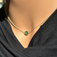 0.97 Carat Emerald Green Oval & Fashion Necklaces In 14K Yellow Gold
