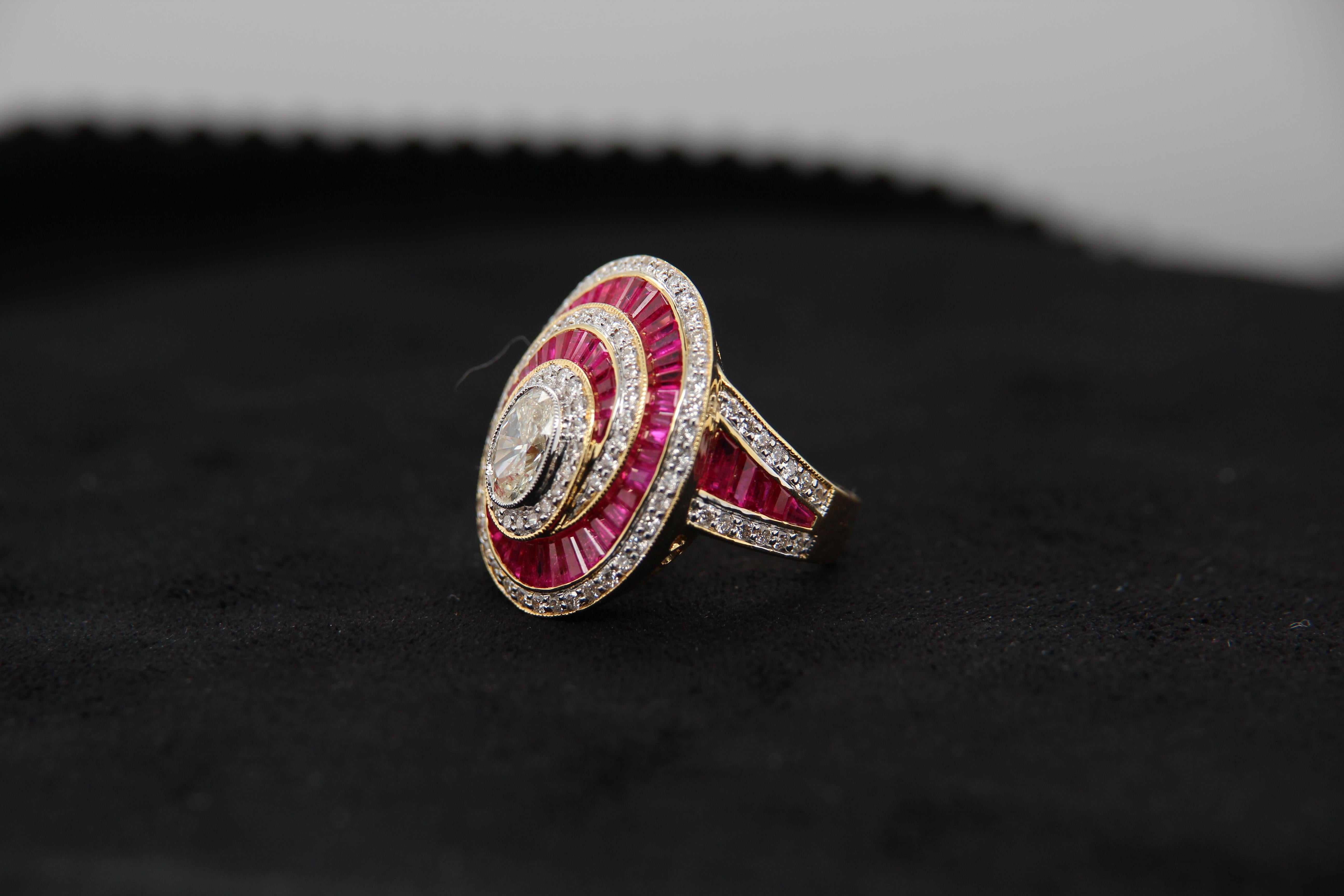 0.97 Carat Oval Diamond and Ruby 18 Karat Gold Ring 3