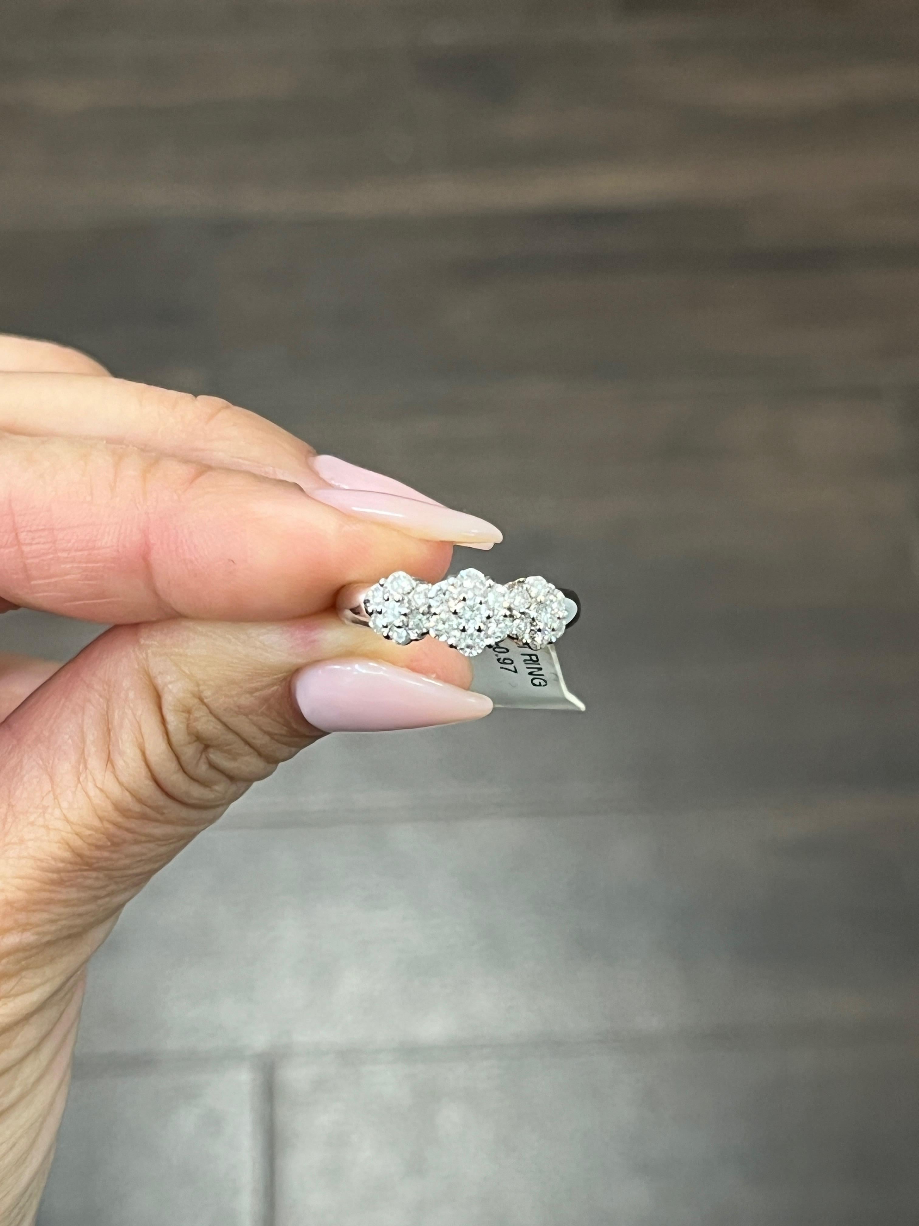 Taille ronde Bague en diamant de 0,97 ct en vente