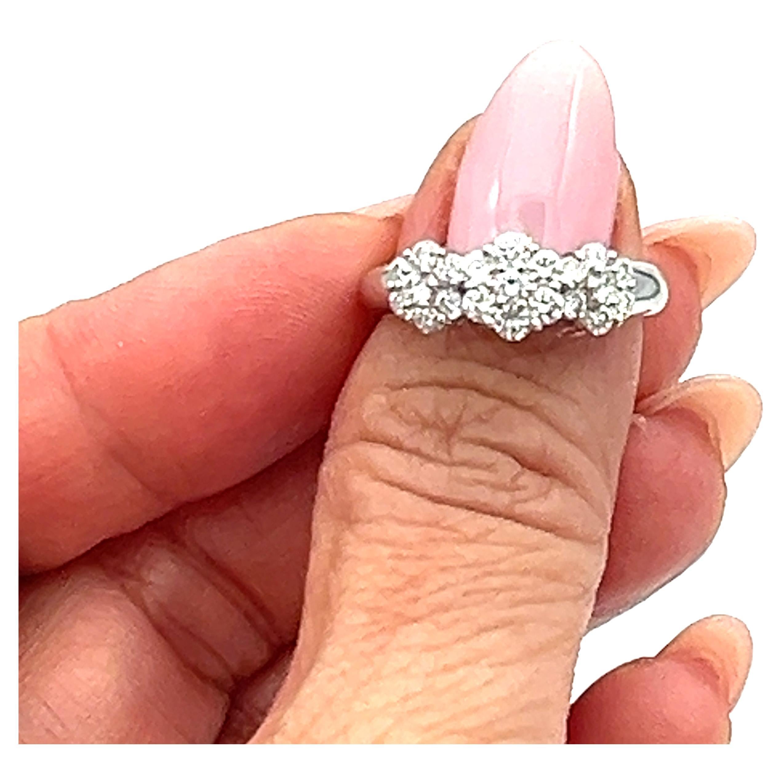 0.97 ct Diamond Ring For Sale