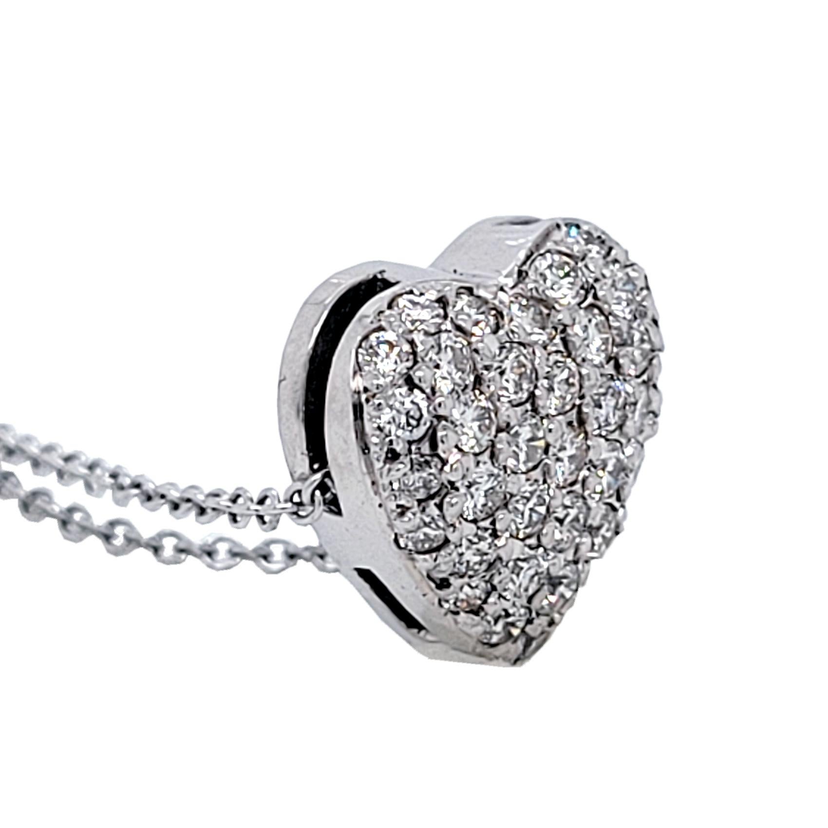 0,98 Karat Diamant 18 Karat Gold Pave Set Domed Herz Anhänger Halskette (Zeitgenössisch) im Angebot