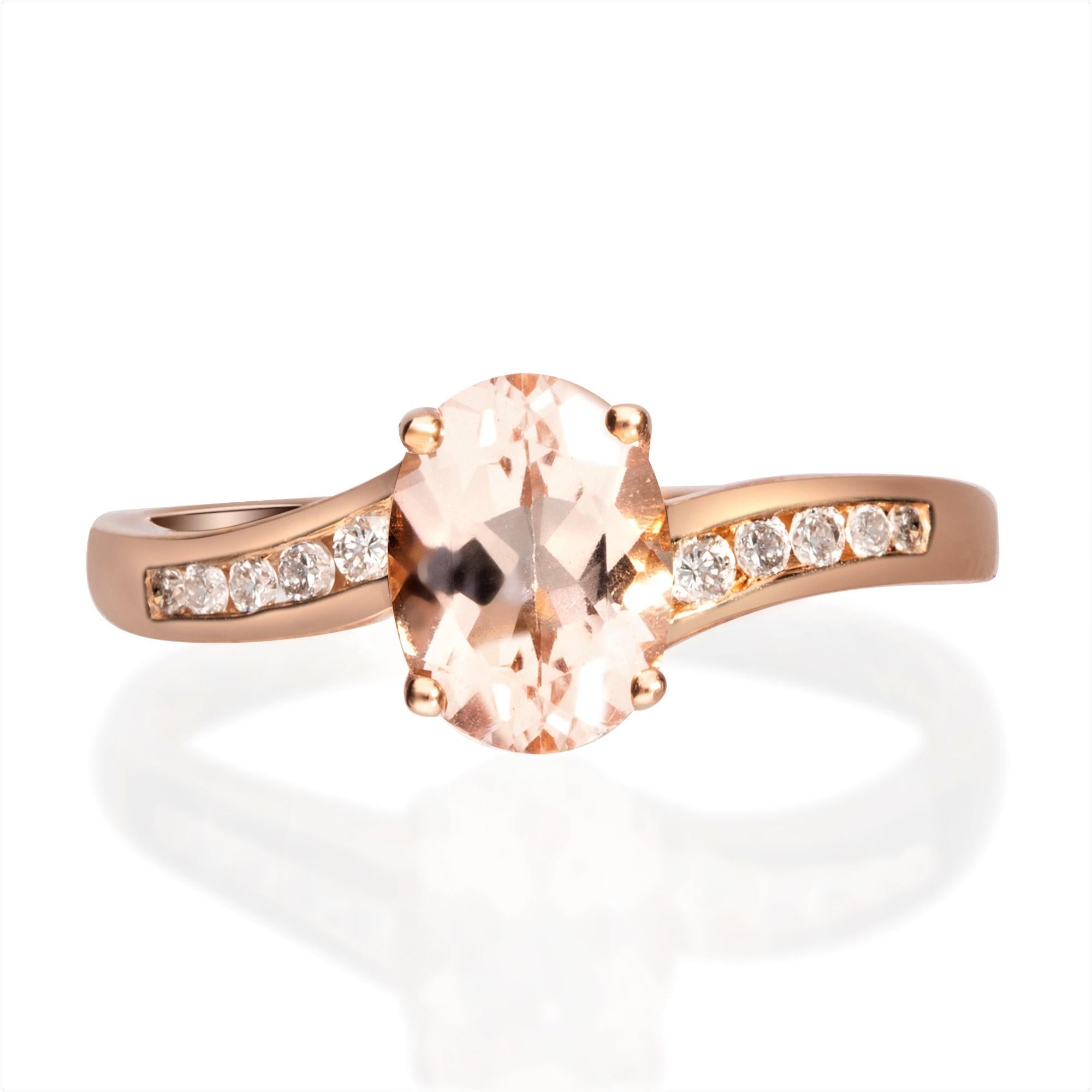0.98 Carat Morganite Oval Cut Diamond Accents 10K Rose Gold Bridal Ring For Sale 1