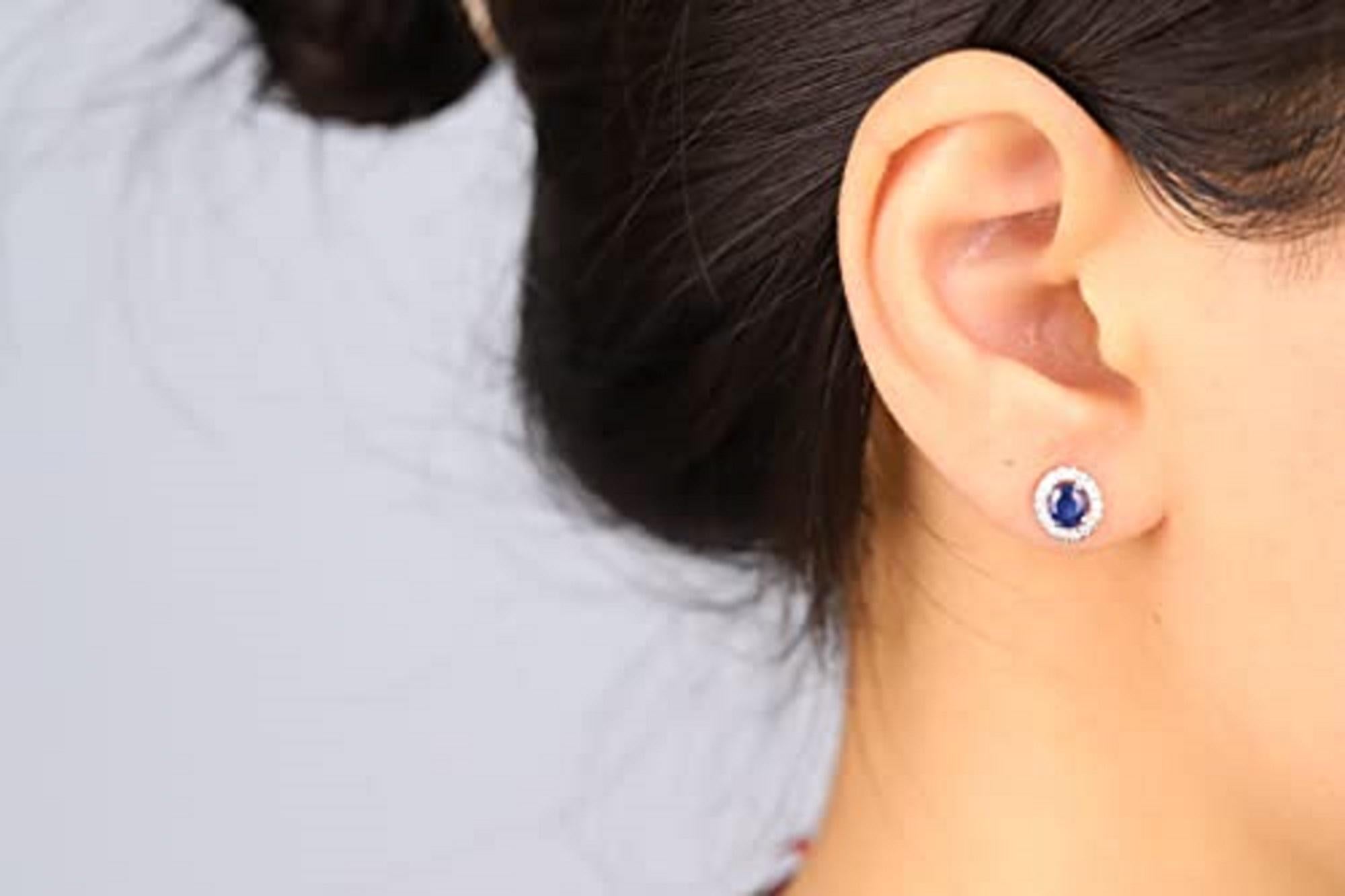 Oval Cut 0.98 Carat Oval-Cut Blue Sapphire Diamond accents 10K White Gold Stud Earring For Sale