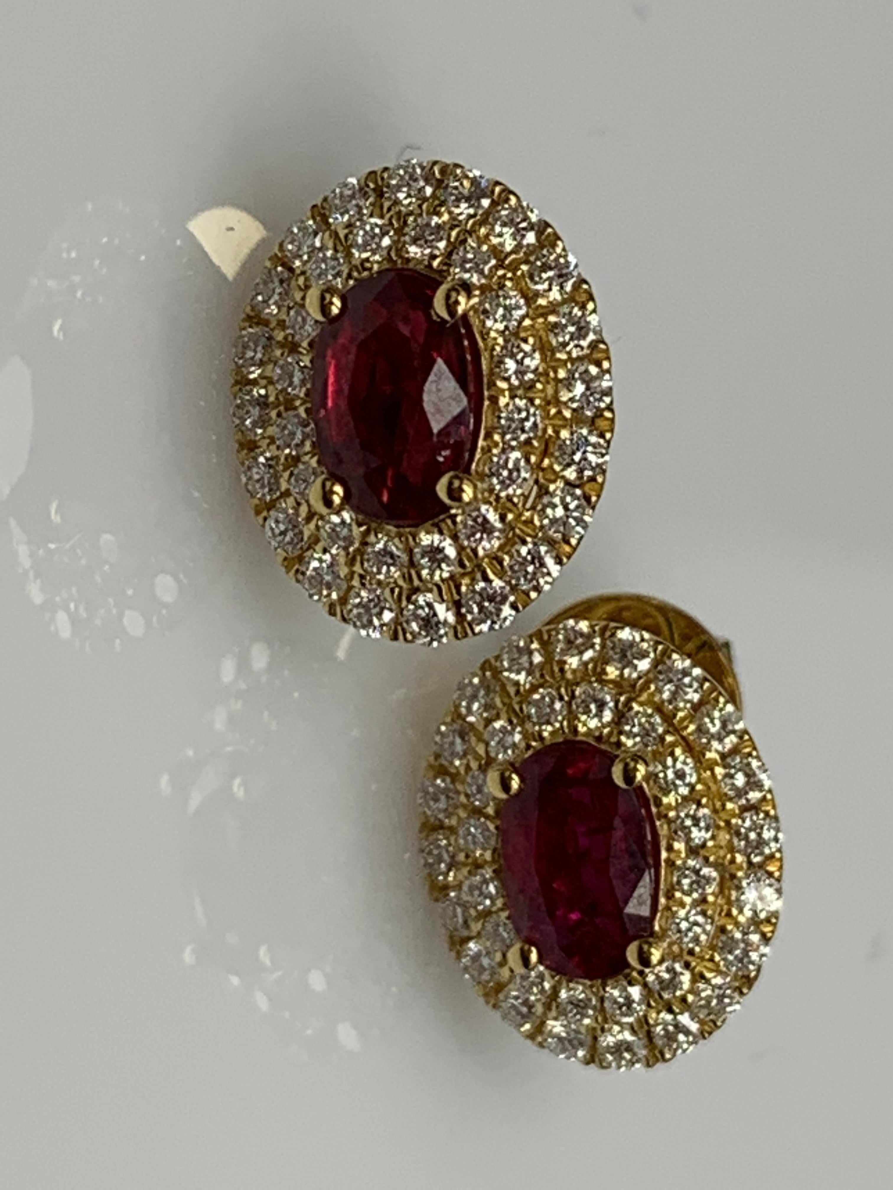 0.98 Carat Oval Cut Ruby and Diamond Stud Earrings in 18K Yellow Gold In New Condition For Sale In NEW YORK, NY