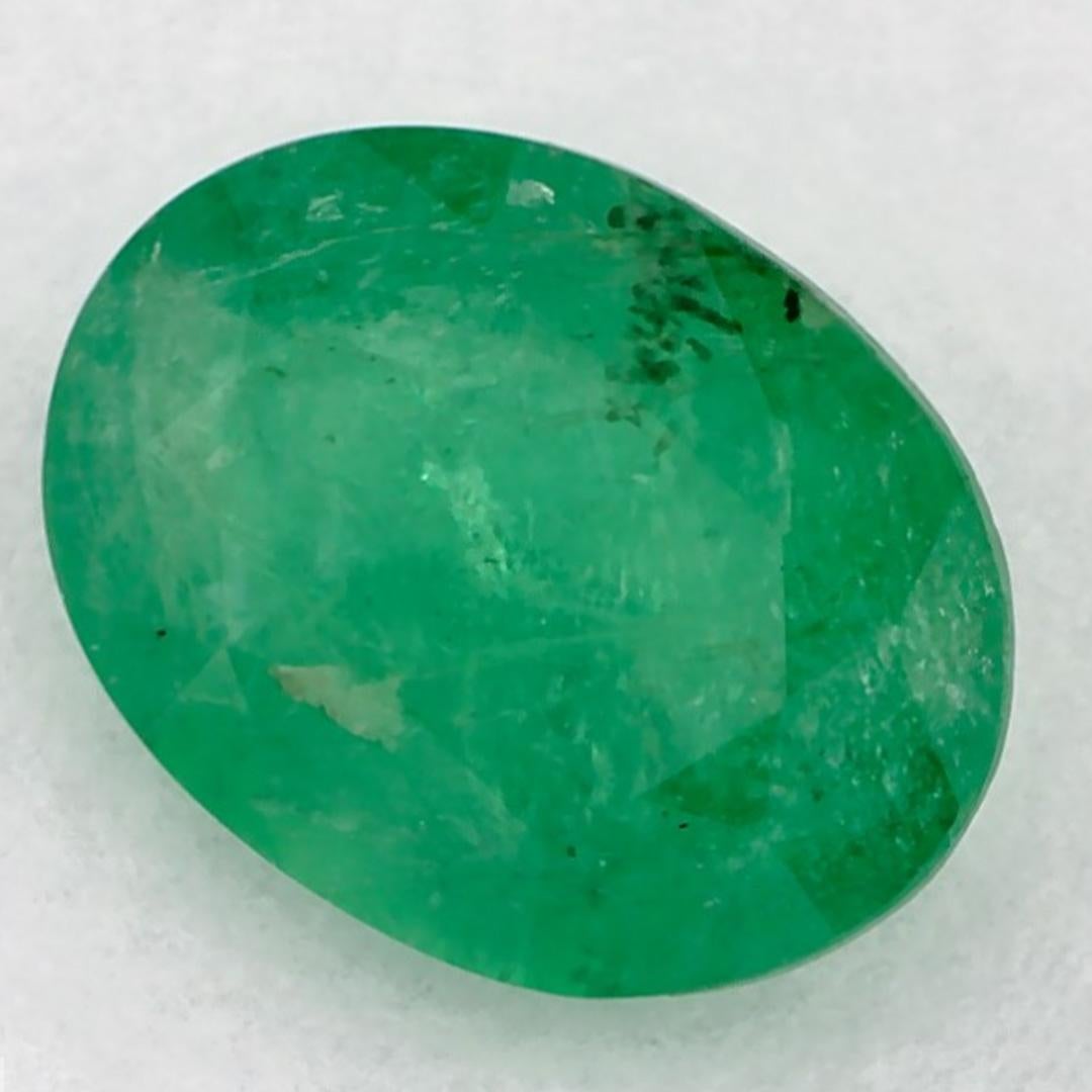 Mit seinem leuchtenden grünen Farbton ist der Geburtsstein für den Mai ein Symbol für neues Wachstum im Frühling. 

Entdecken Sie die lebendige Kollektion von Smaragden, Rubinen und Saphiren in unserem Geschäft, die als lose Edelsteine erhältlich